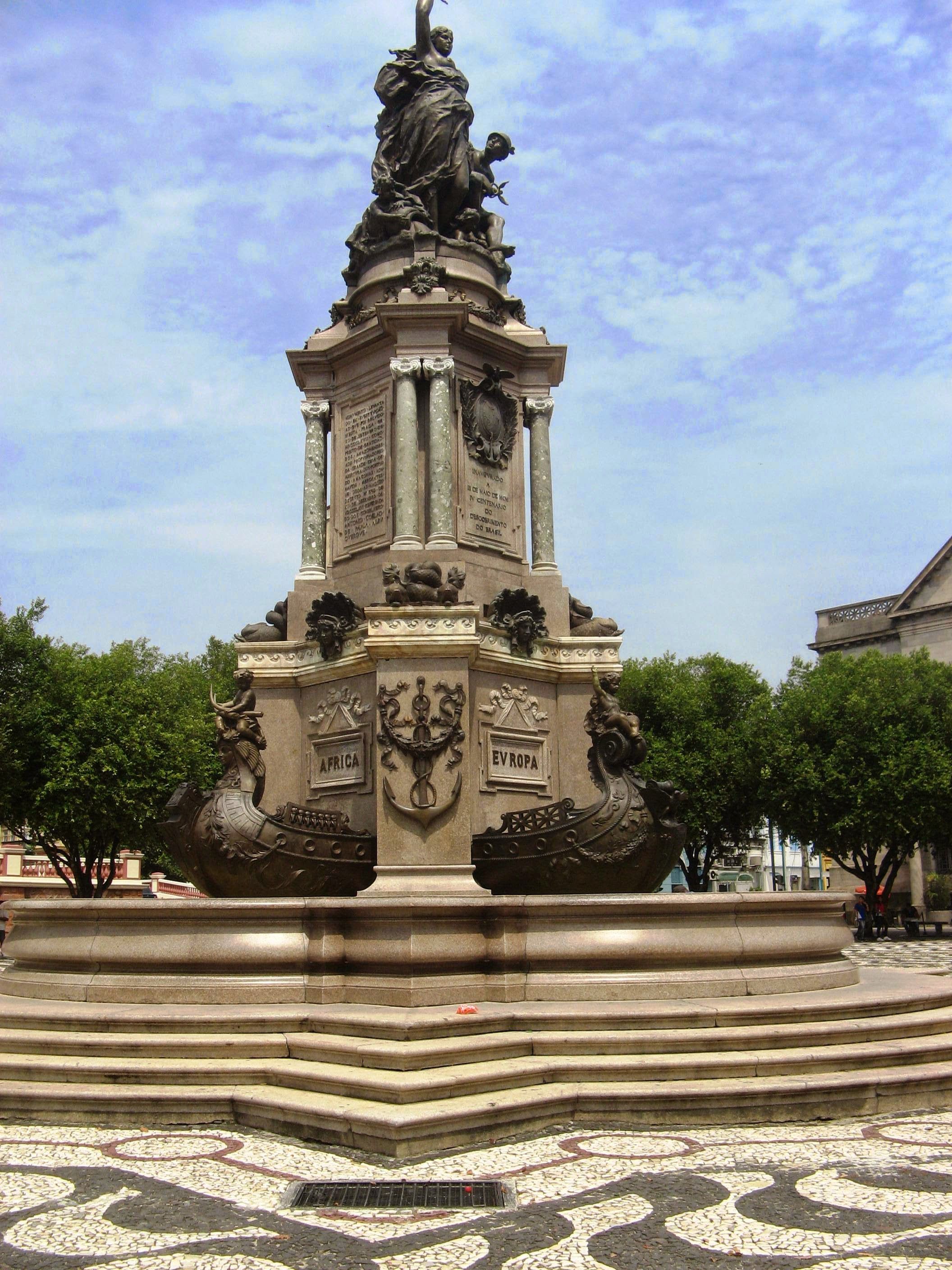 Monumento à Abertura dos Portos às Nações Amigas, por Simone Osias