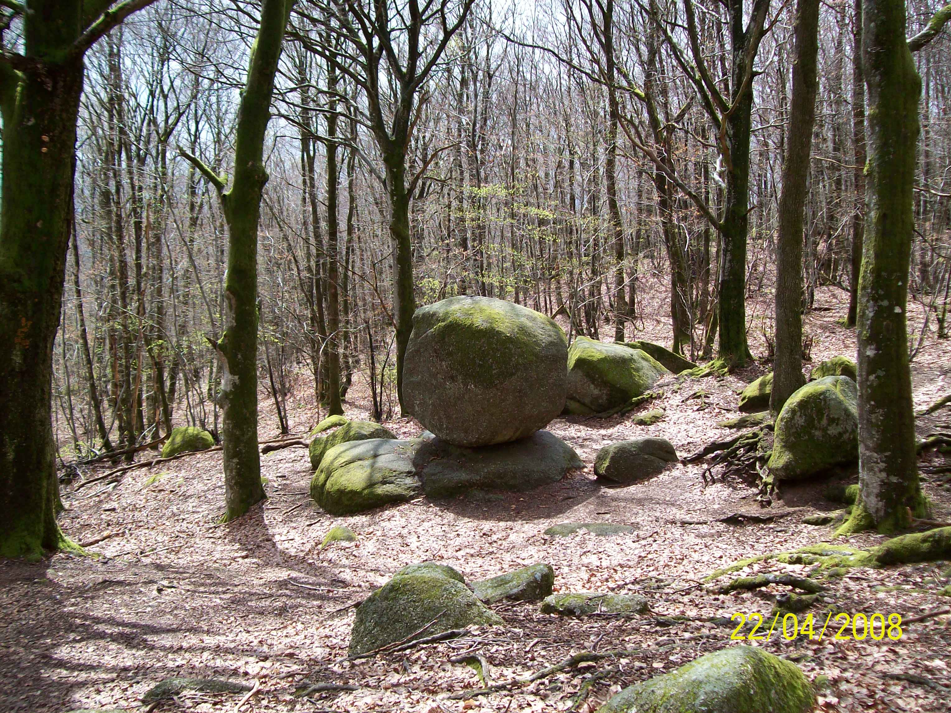 Les Rochers De Uchon, por Claireee