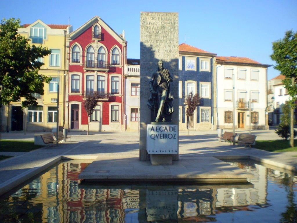 Monumento a Eça de Queiroz, por Gorgonita