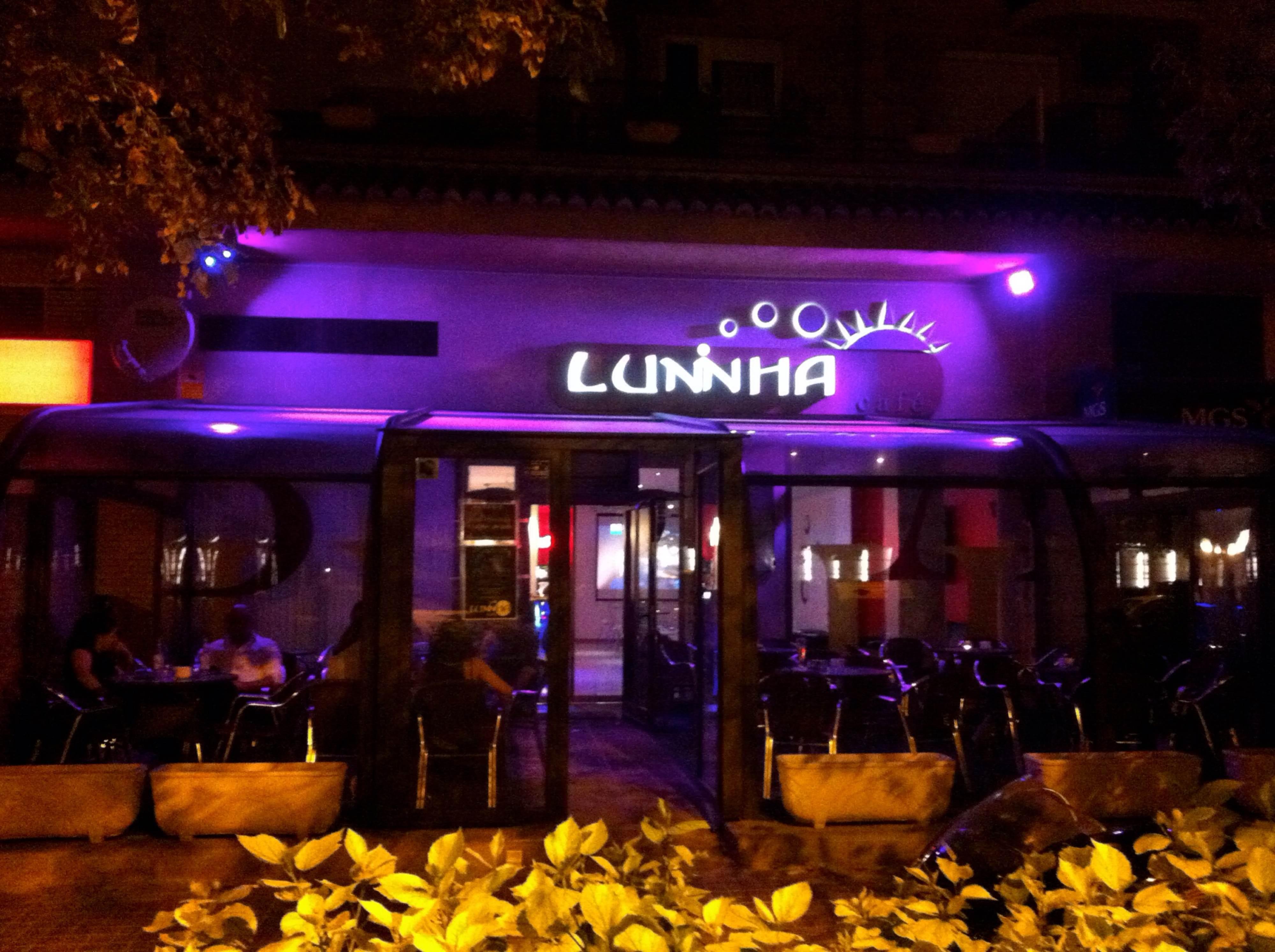 Lunnha cafe, por jose giner
