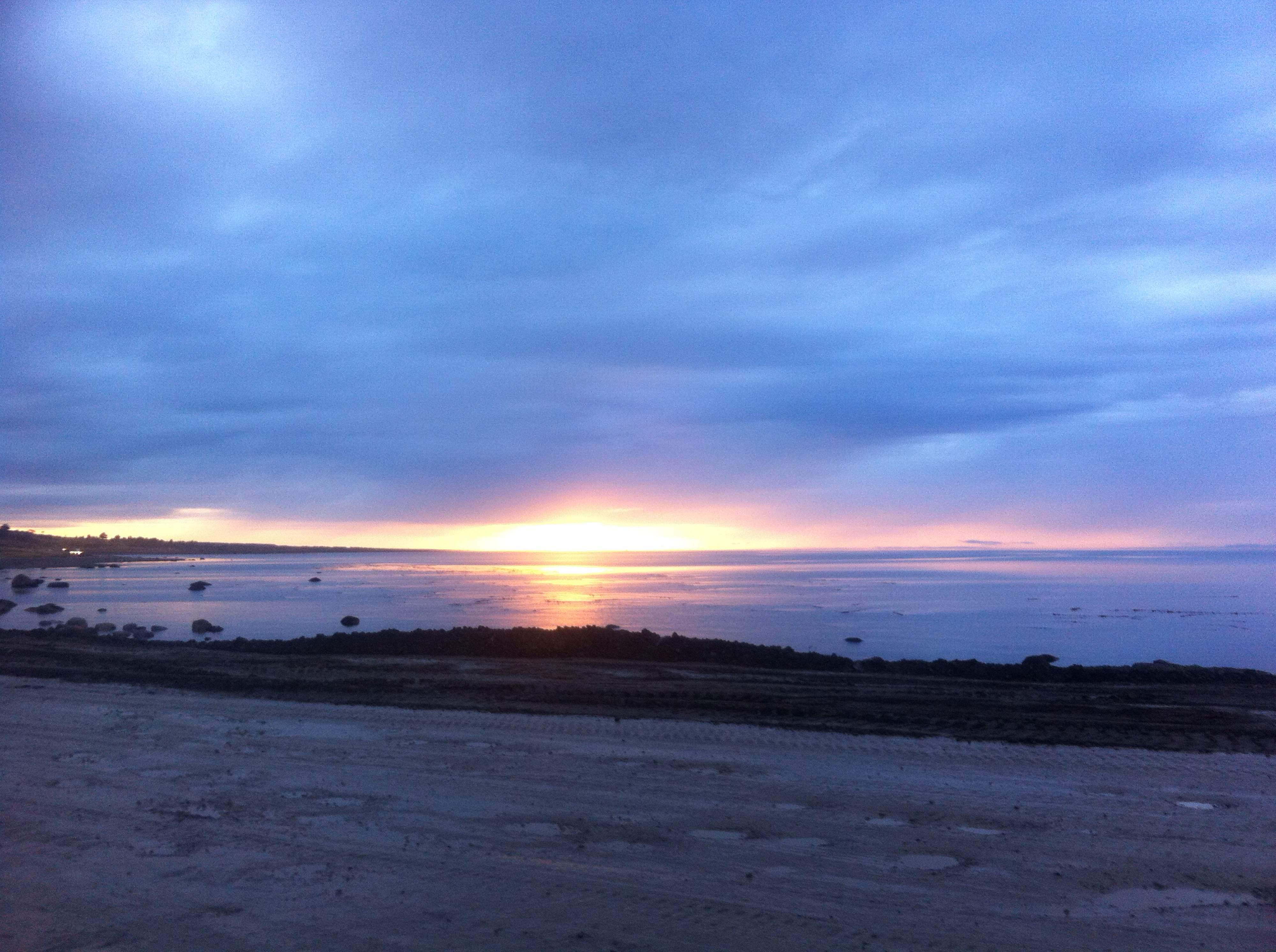 Isla riesco punta arenas, por cesar mansilla flores