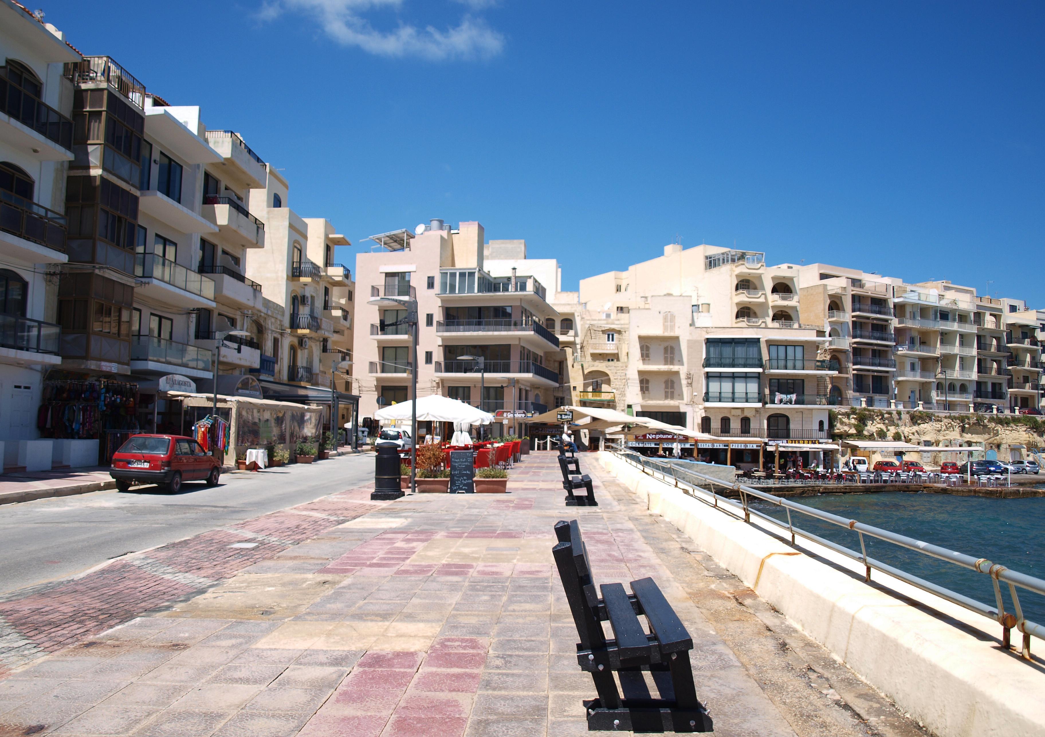 Paseo marítimo, por Cristina E Lozano