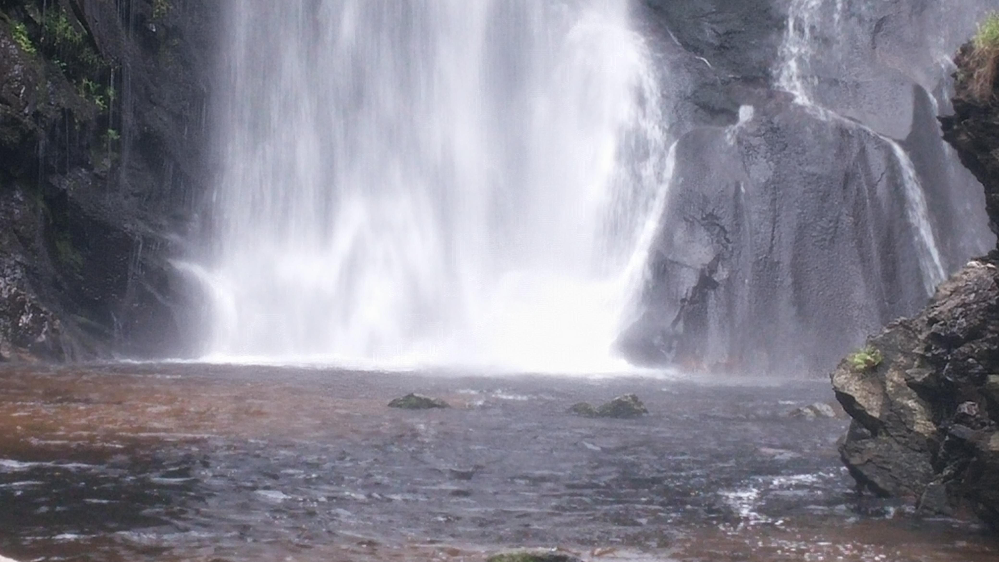 Cataratas en Comarca del Deza: belleza natural que sorprende