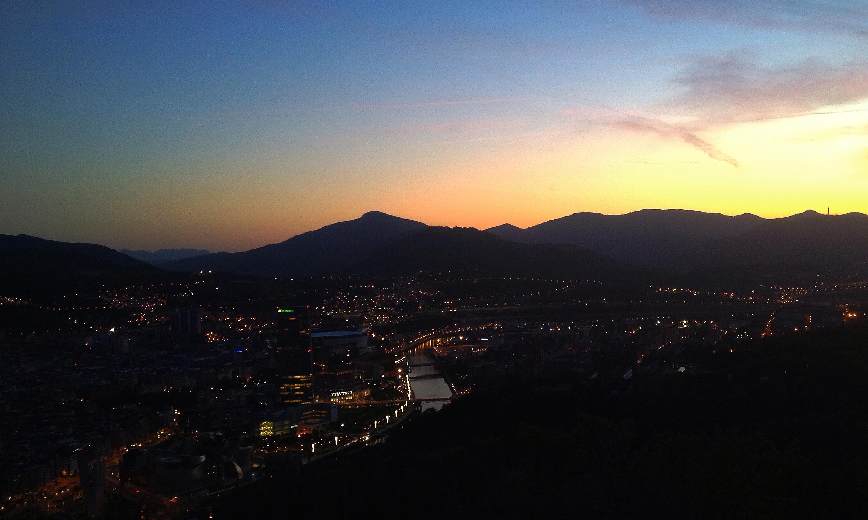 Atardecer en Artxanda, por Cristina E Lozano