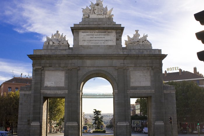 abrazo Sarabo árabe Transeúnte Puerta De Toledo en Madrid: 11 opiniones y 26 fotos
