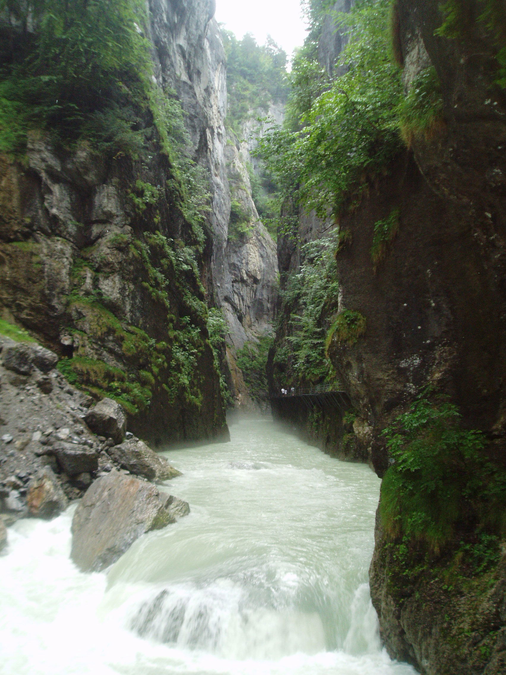 Aareschlucht - La Garganta del Aare, por Benito Martin