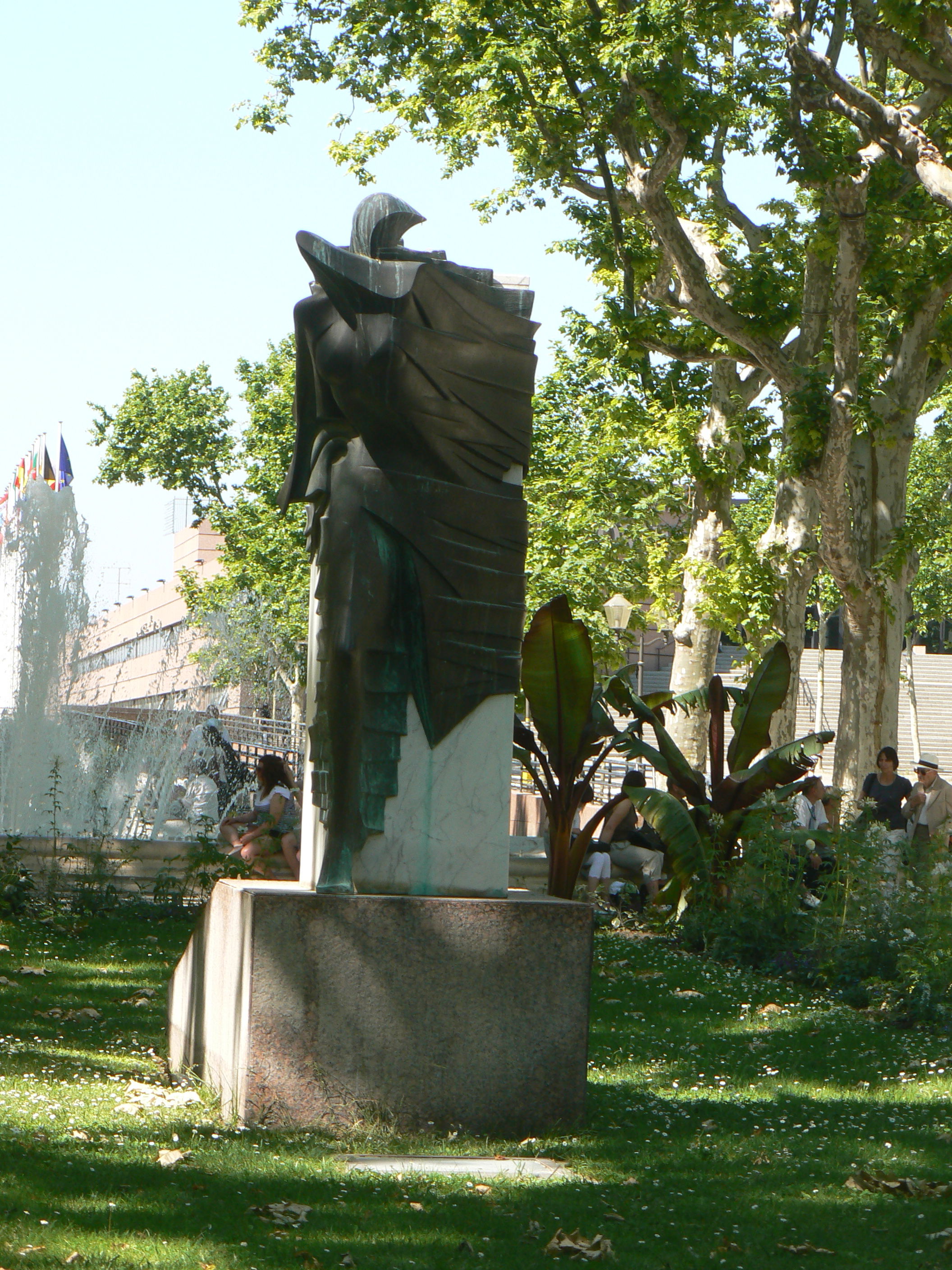 Estatua el viento, por Adeline B