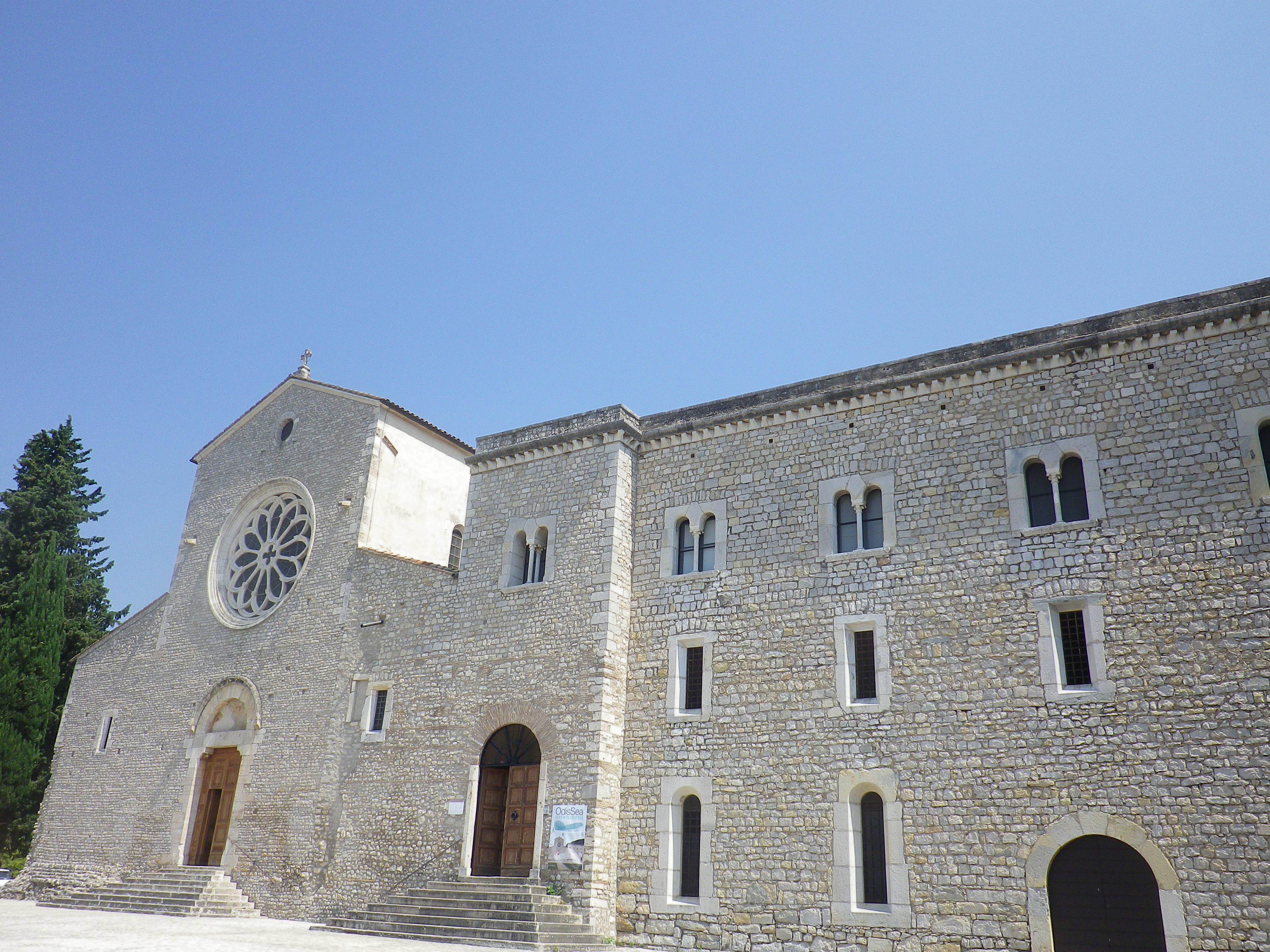 Abbazia di Valvisciolo, por cinzia d'agostino