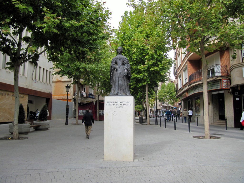 Monumento a Isabel de Portugal, por Lala
