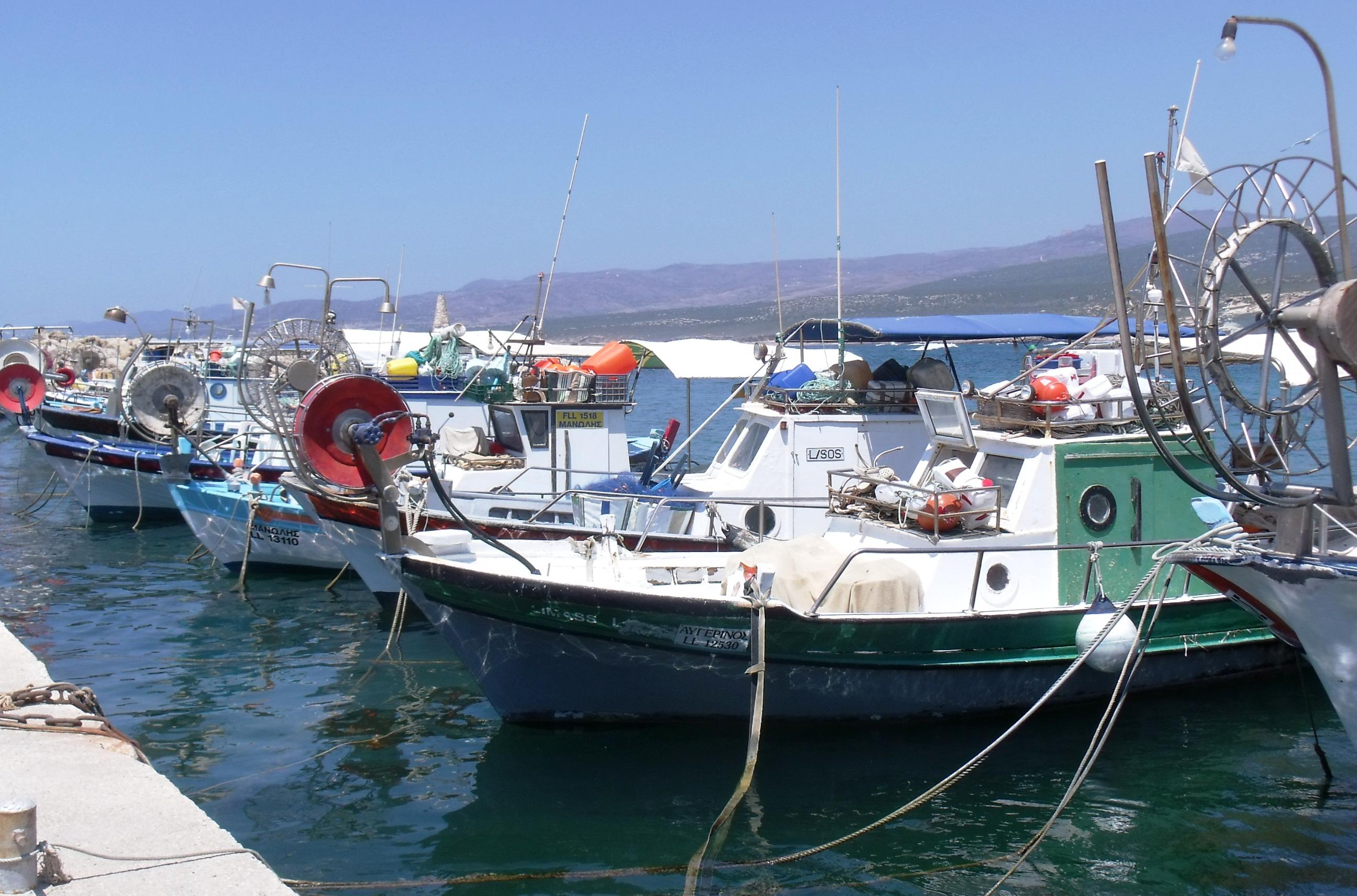 Puerto "pesquero" de Agios Georgios, por sala2500