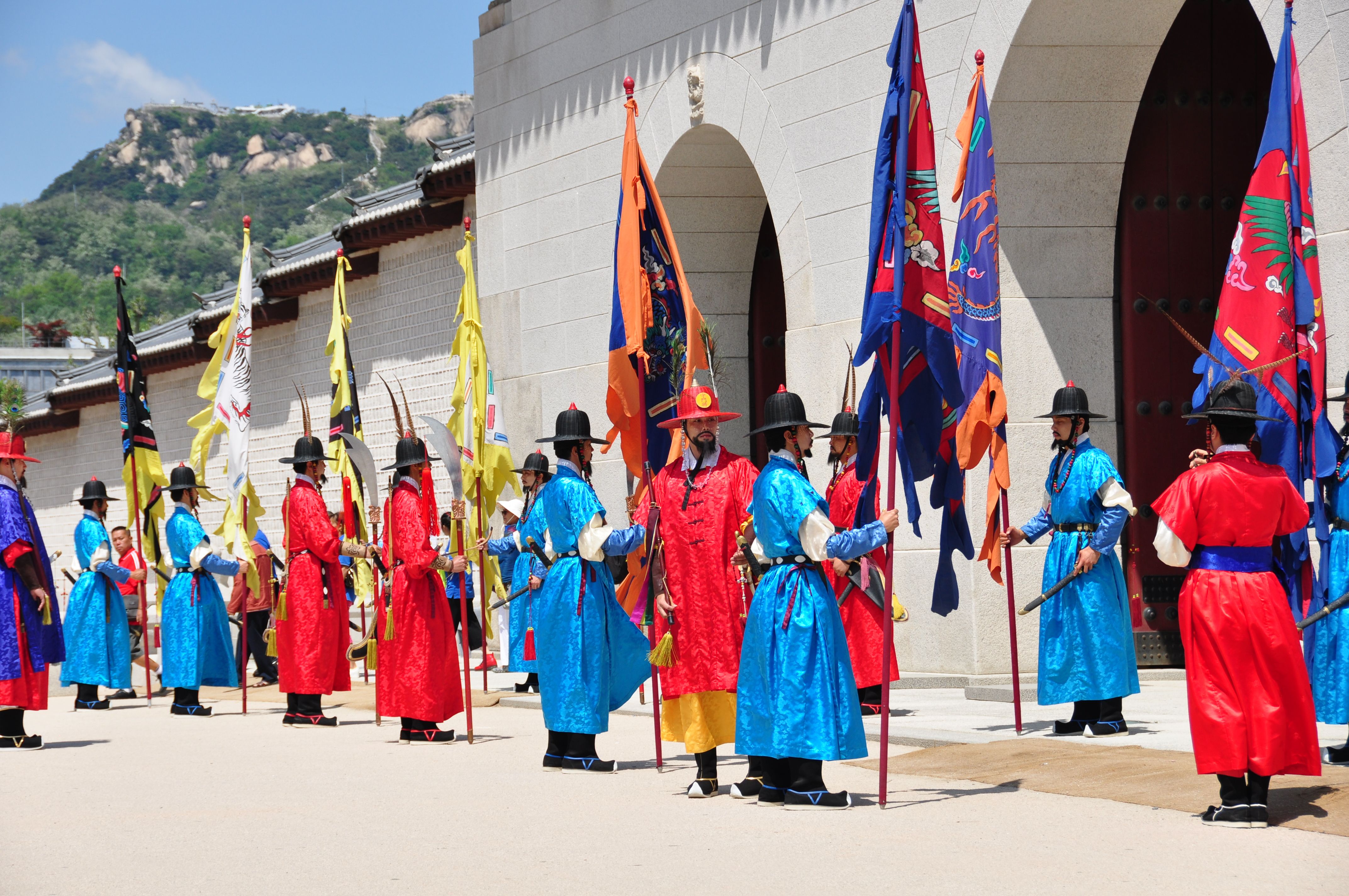 Cambio del guardia del Palacio Gyeongbokgung, por Kris por el mundo