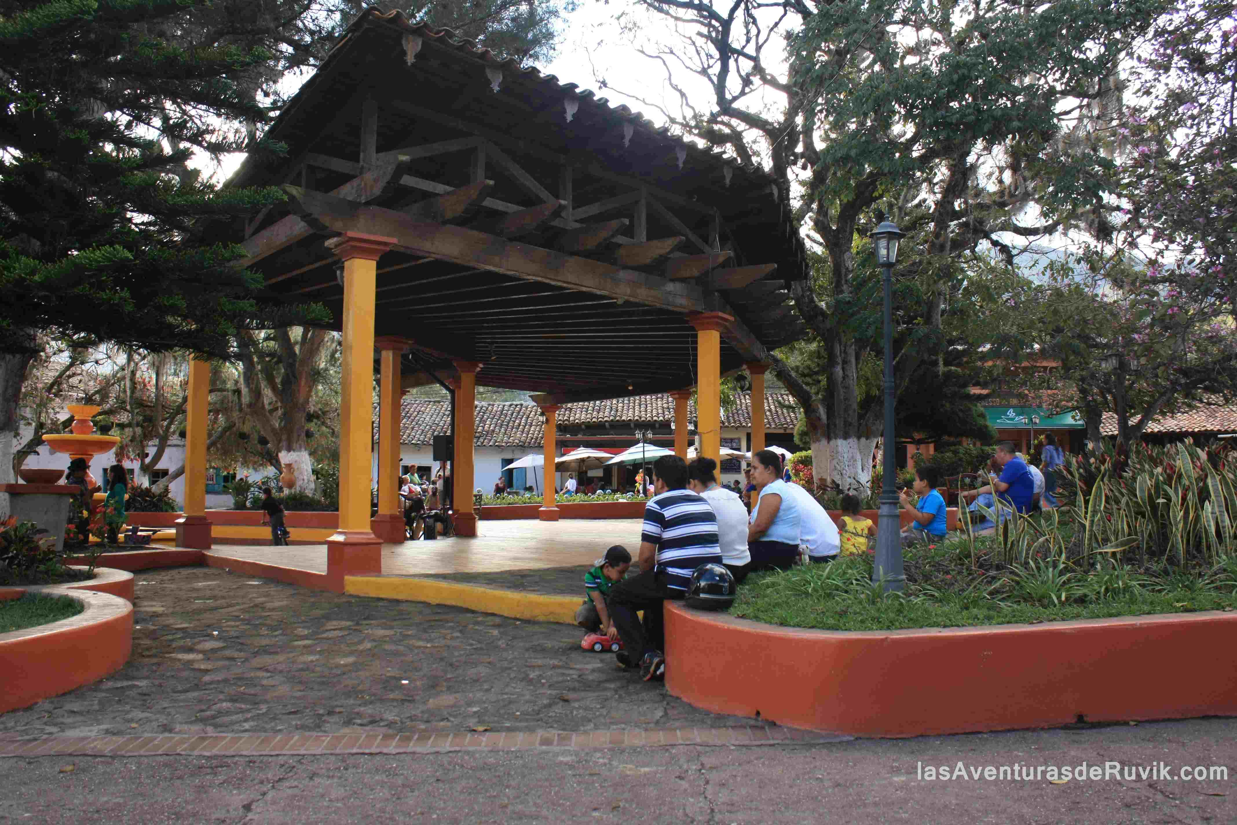 Plazas en Honduras que conquistan a locales y visitantes