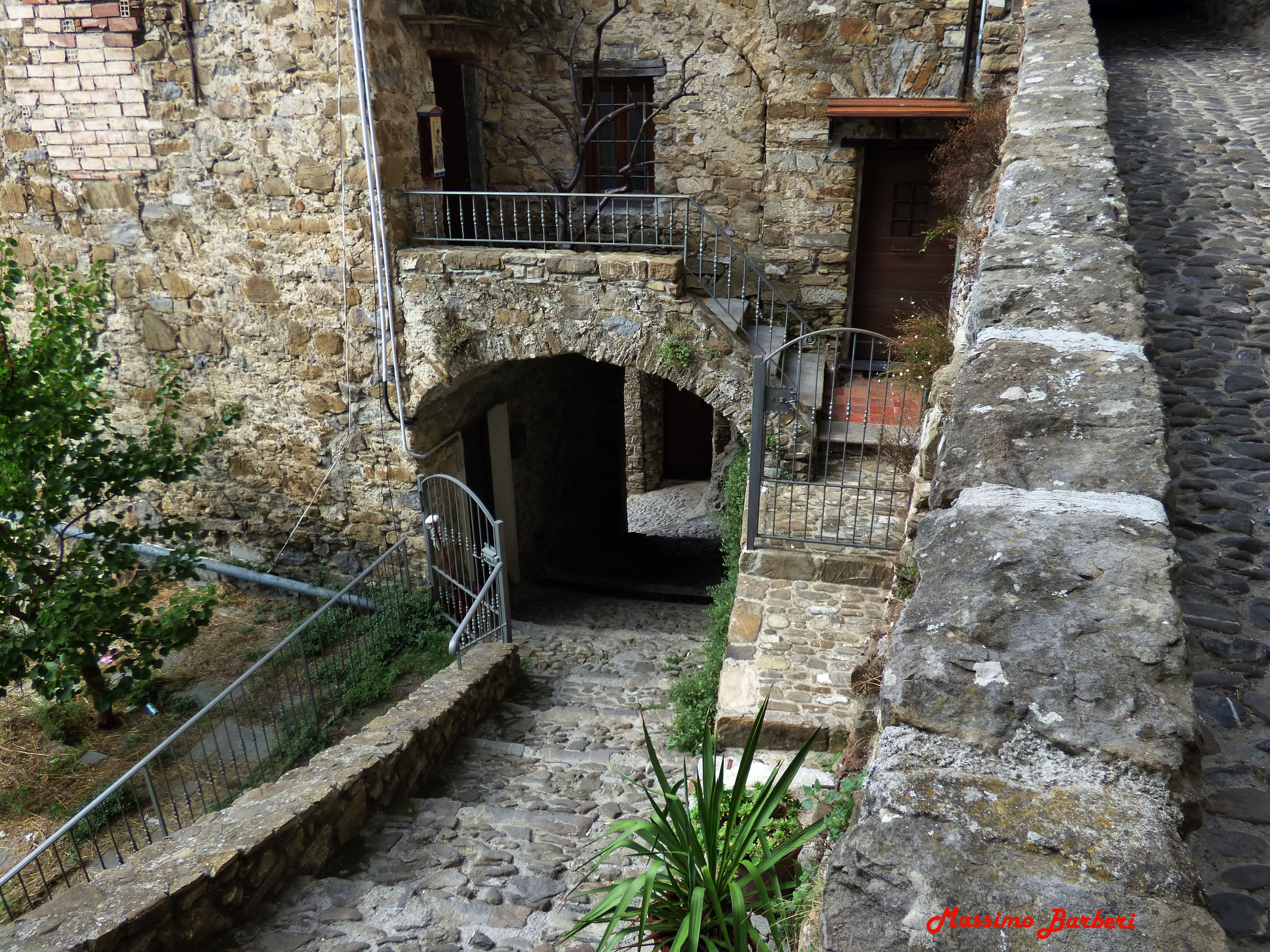 Apricale, por Massimo Barberi