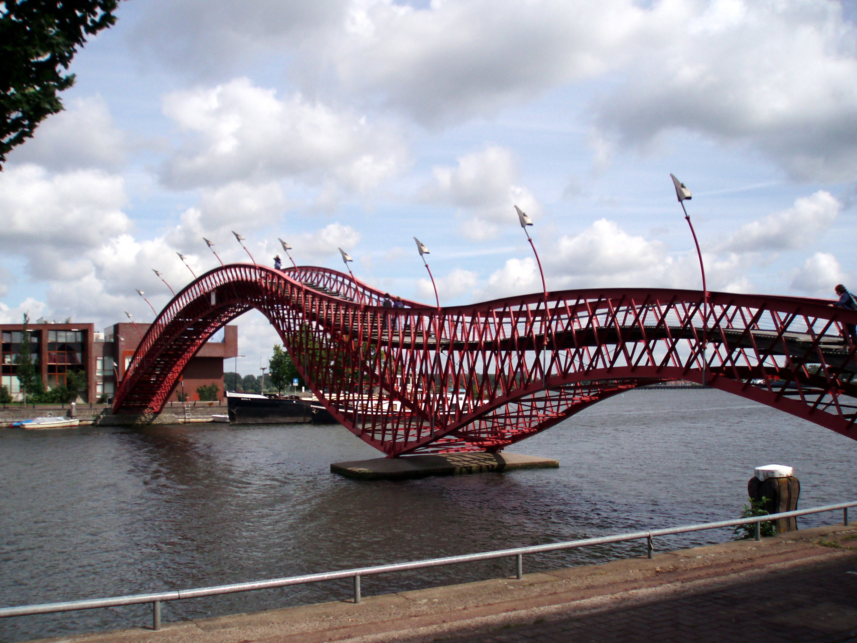 Puente Pythonbrug, por Encarna y sus viajes