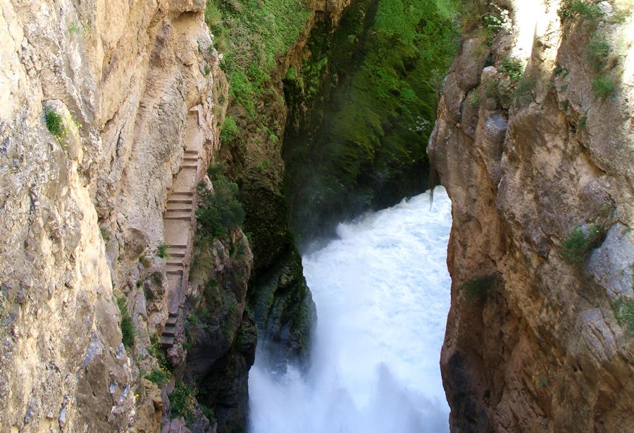 Presa de Camarillas, por miguel a. cartagena