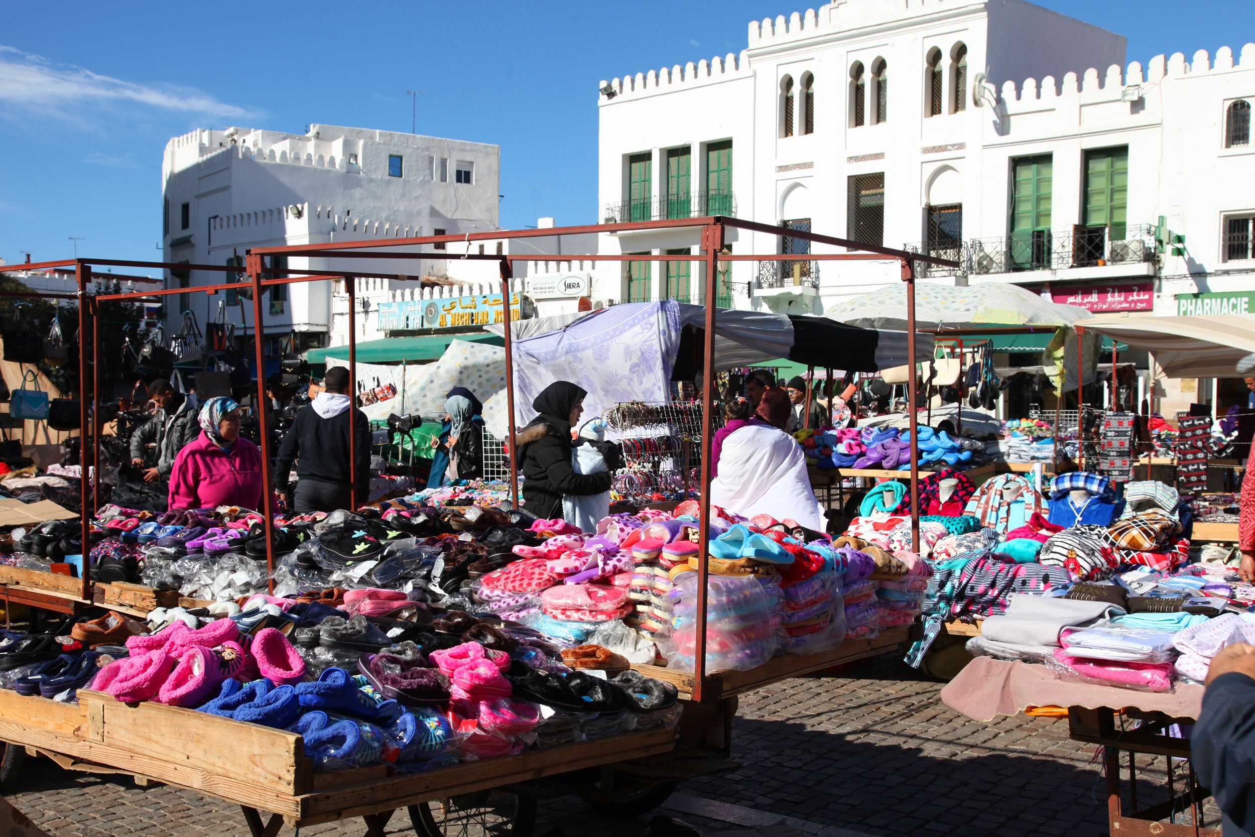 Marché de la Place Hassan II, por GERARD DECQ