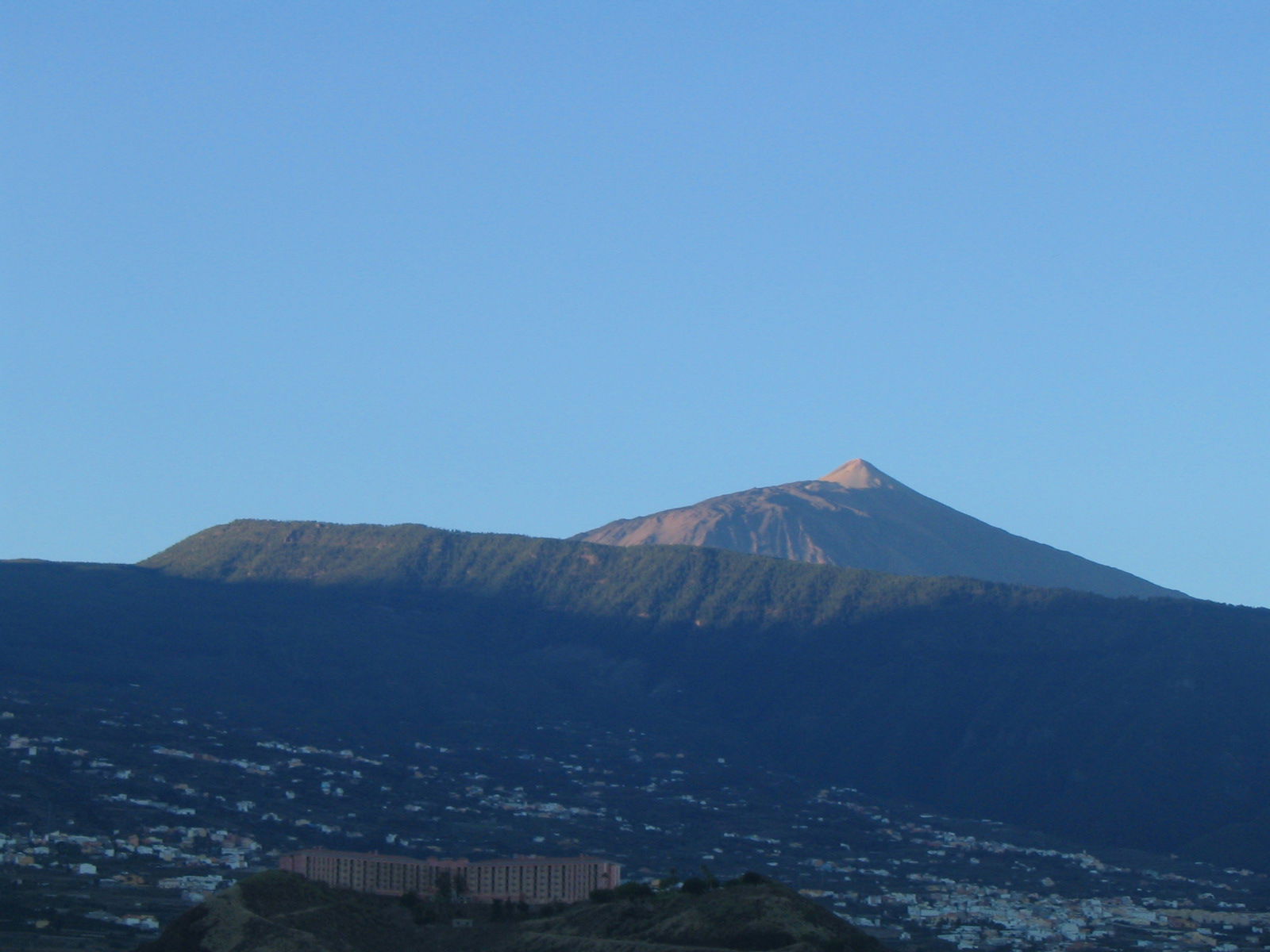 Observatorio Astronómico del Teide, por Olga