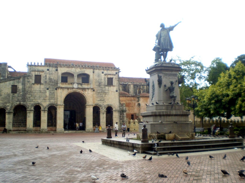 Monumento al Almirante Cristóbal Colón, por Lala