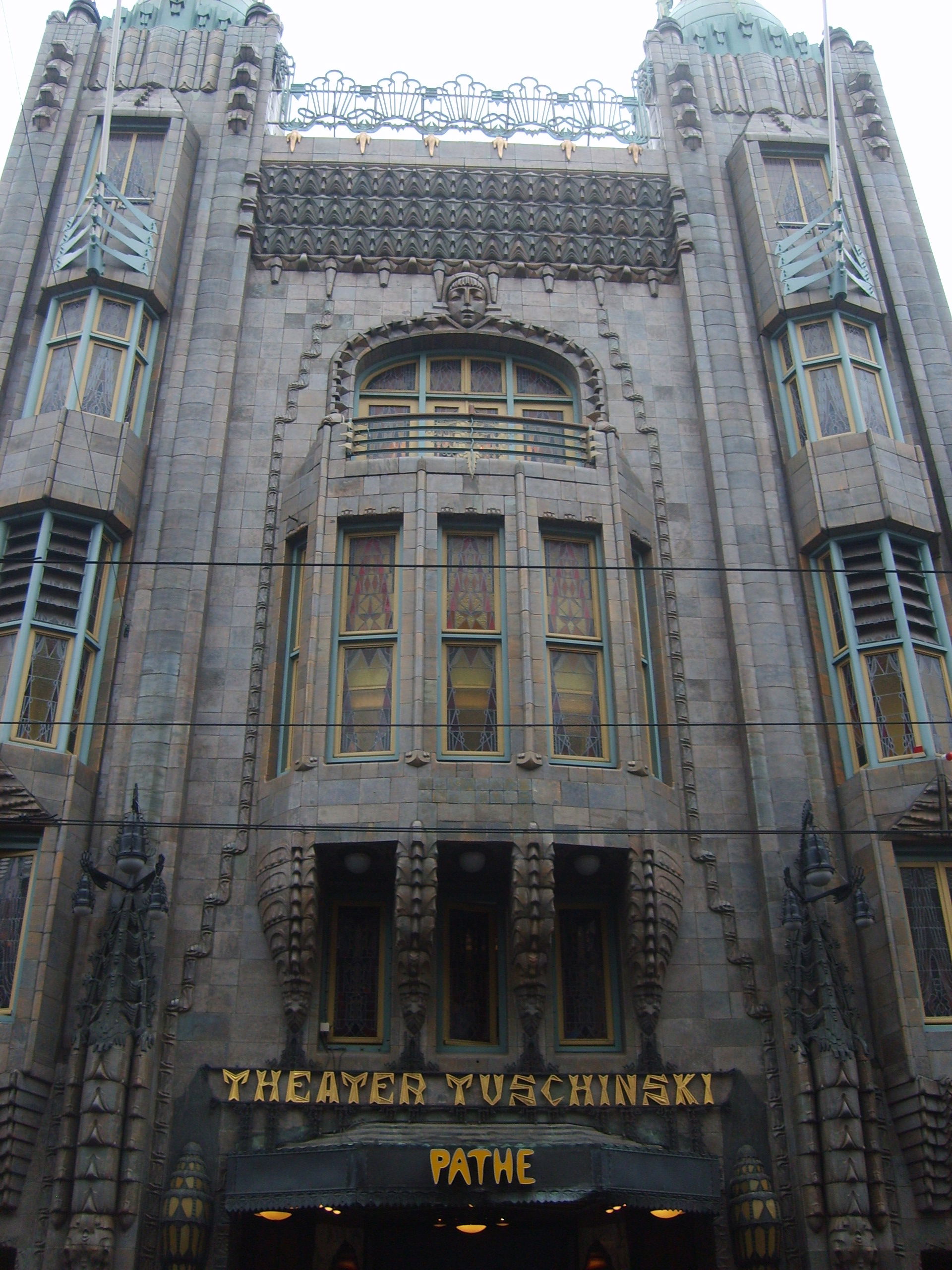 Theather Tuschinski, por Jose Tamayo