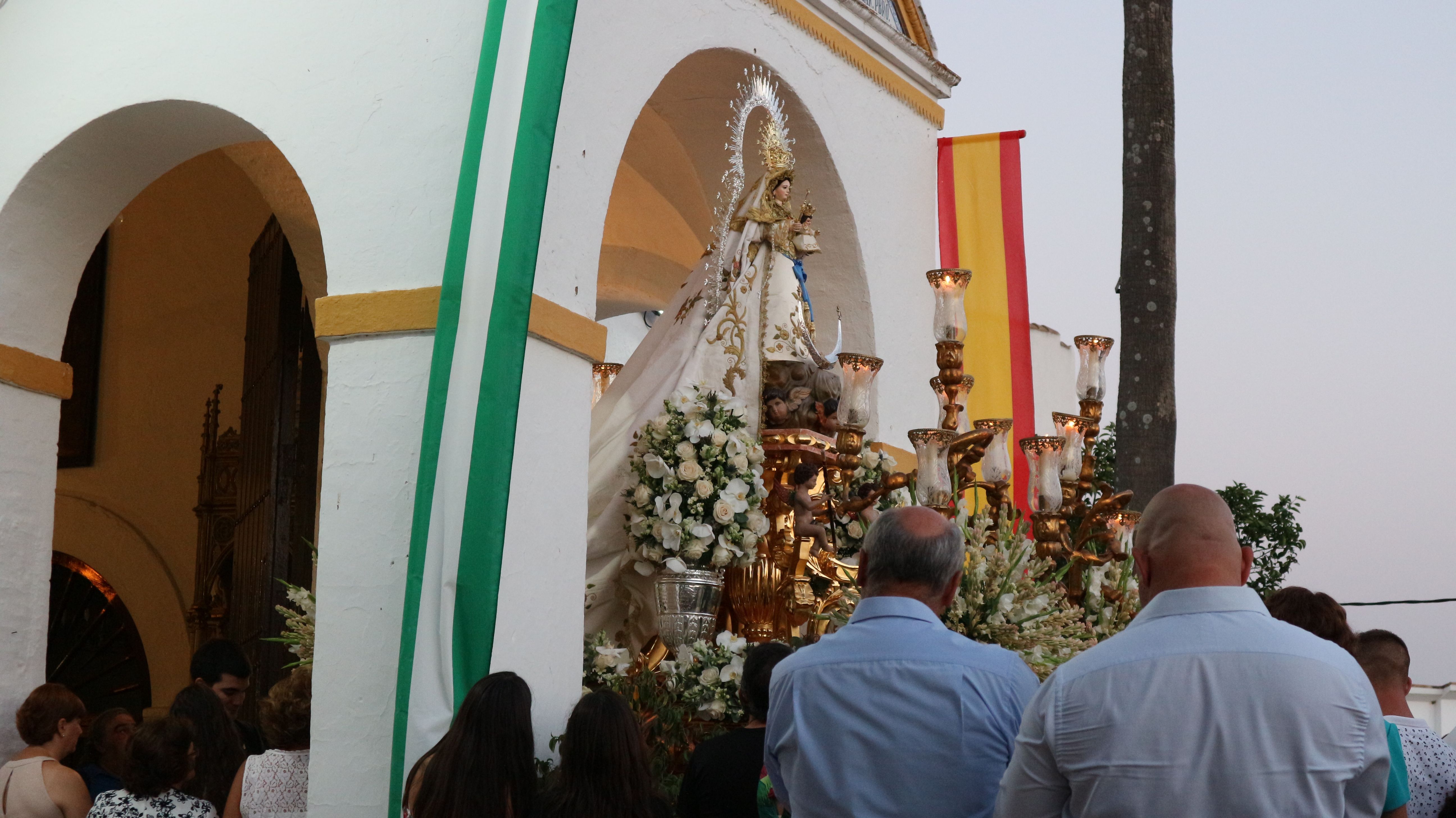 Fiestas en Comarcas de Sevilla que celebran la tradición y la alegría