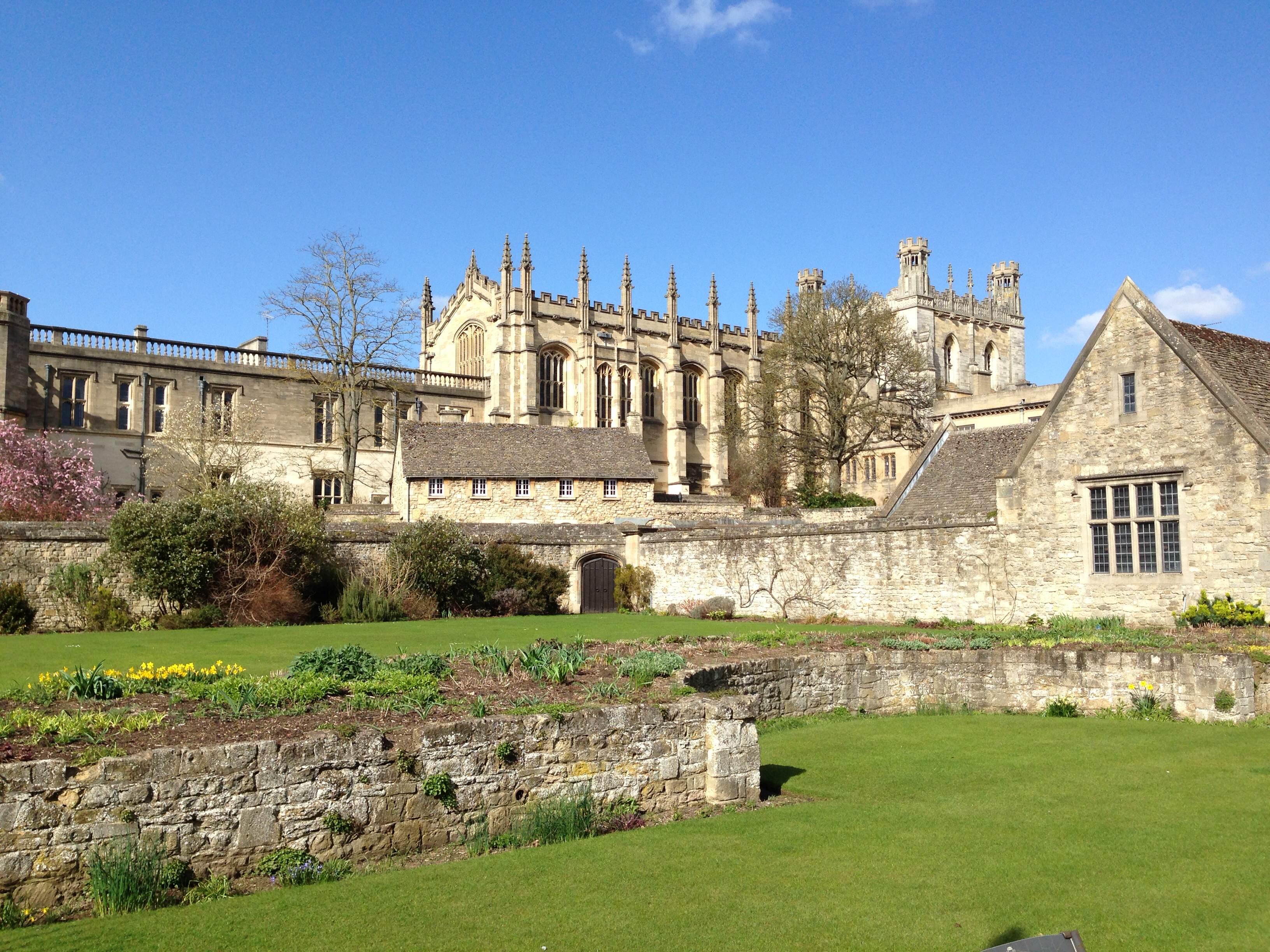 Calles de Oxford que cuentan historias y escenarios inolvidables