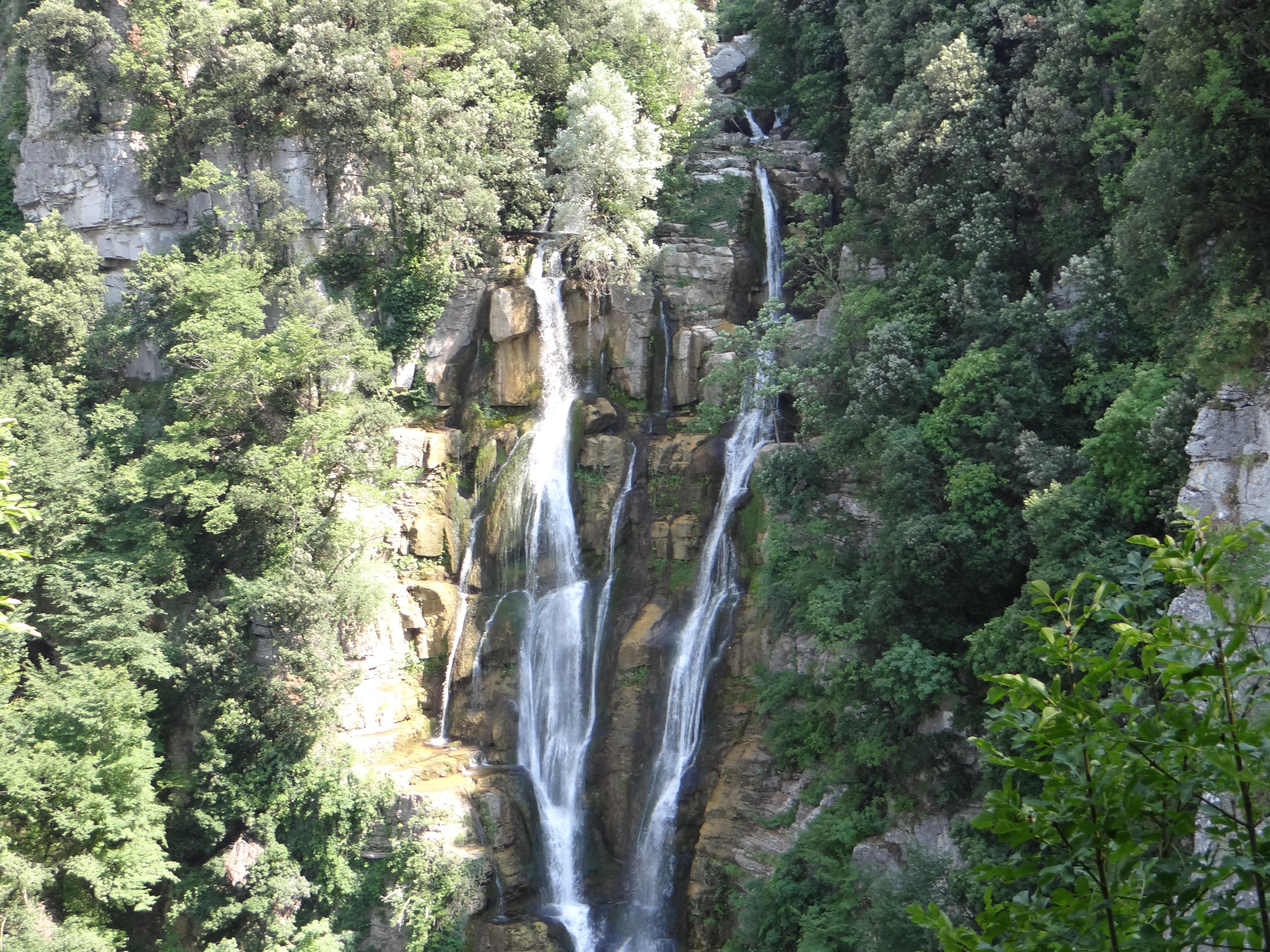 Cataratas en Italia que cautivan con su belleza natural y diversidad