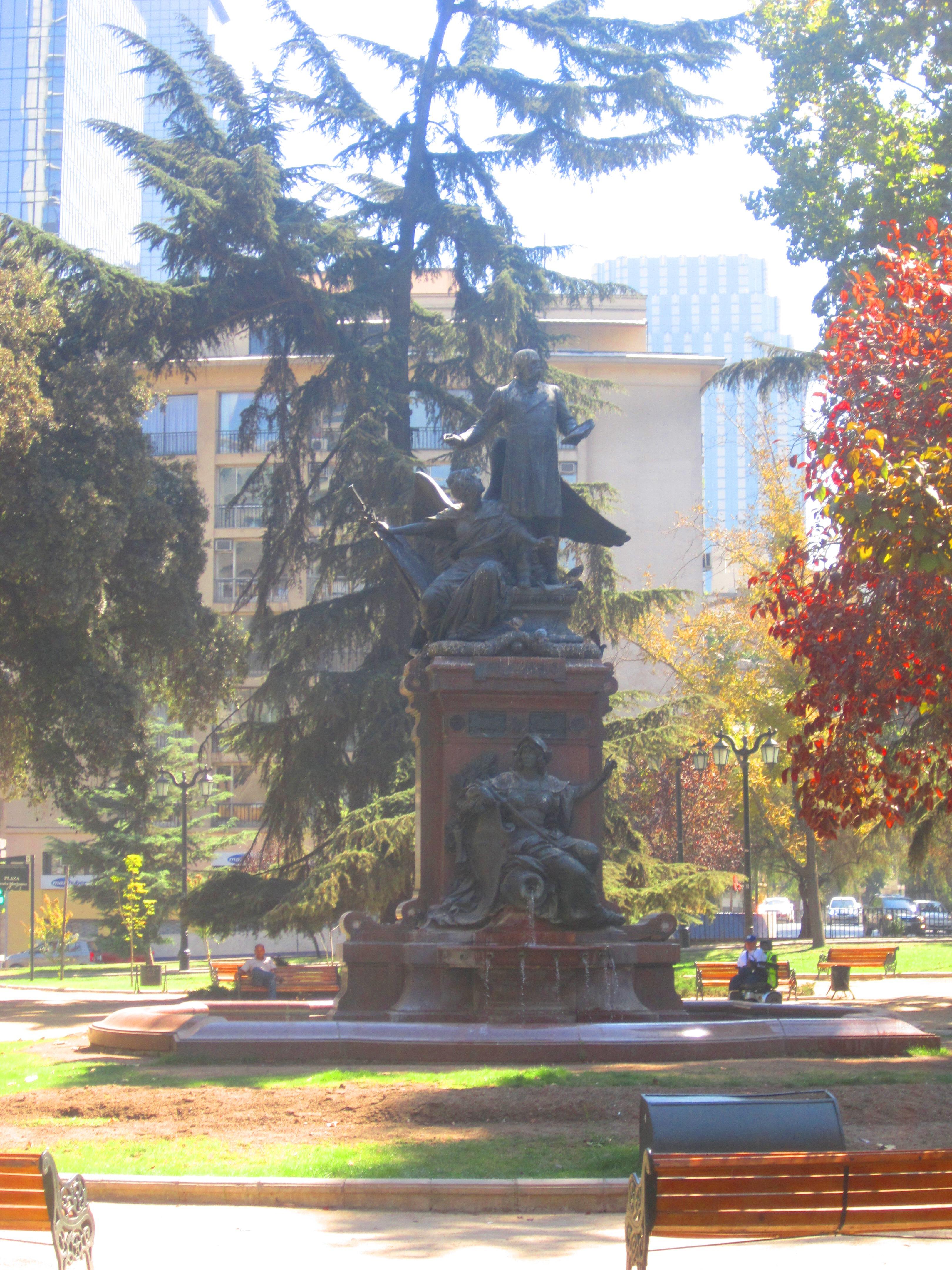 Estatua Benjamin Vicuña Mackenna, por Daniela VILLARREAL