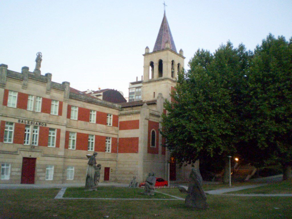 Parroquia y Colegio de María Auxiliadora - Salesianos de Don Bosco, por Lala
