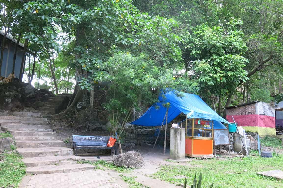 Puesto de Donuts de Iboih Beach, por Mochila Nómada