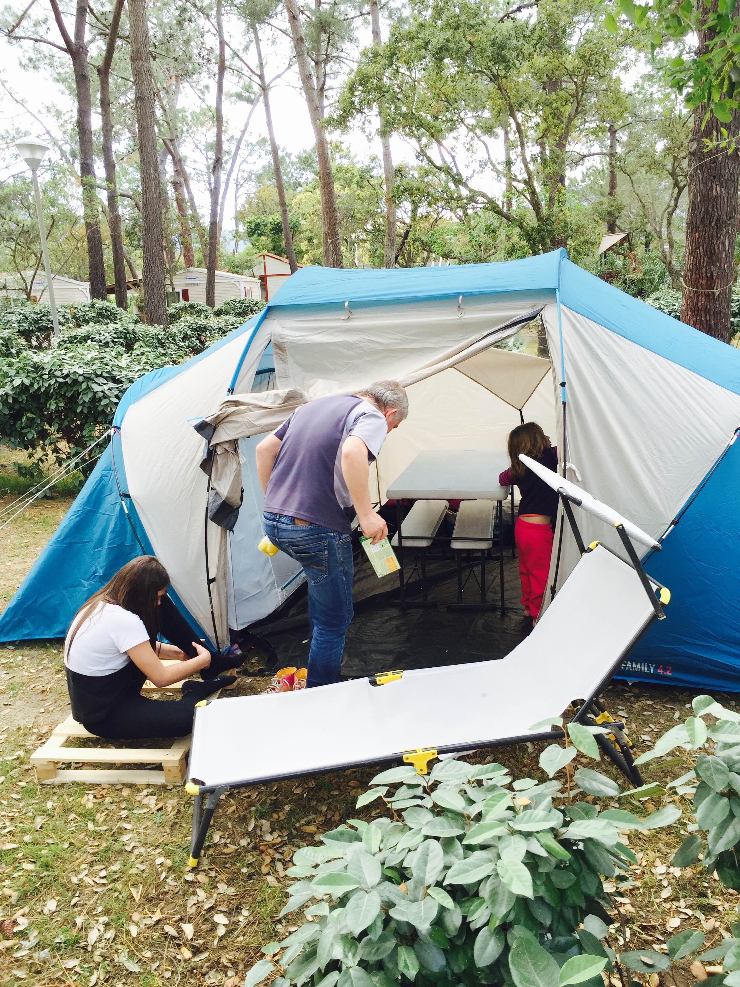 Camping San Damiano, por Sher Herault