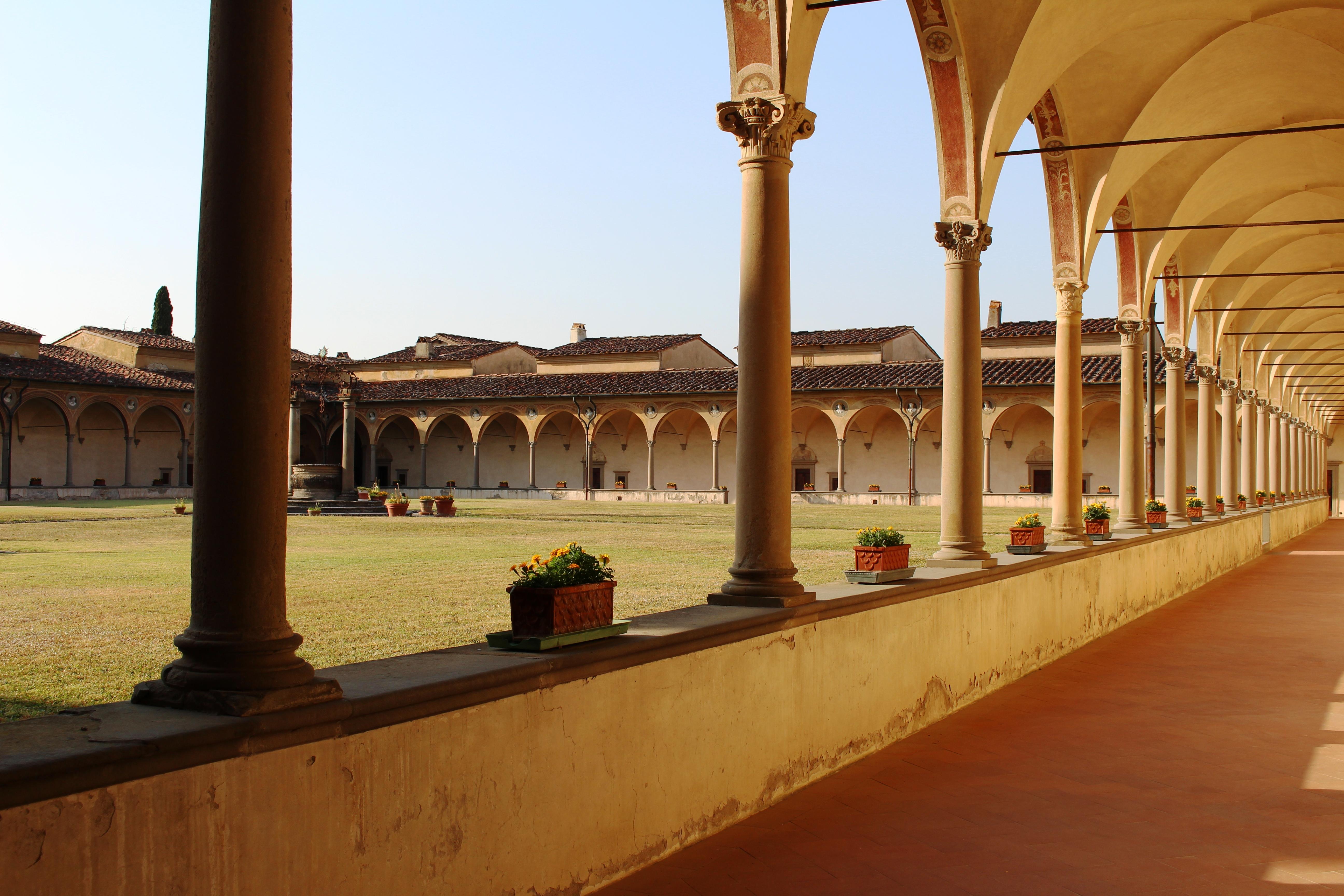 Abadías en Toscana: un viaje por el patrimonio espiritual y cultural