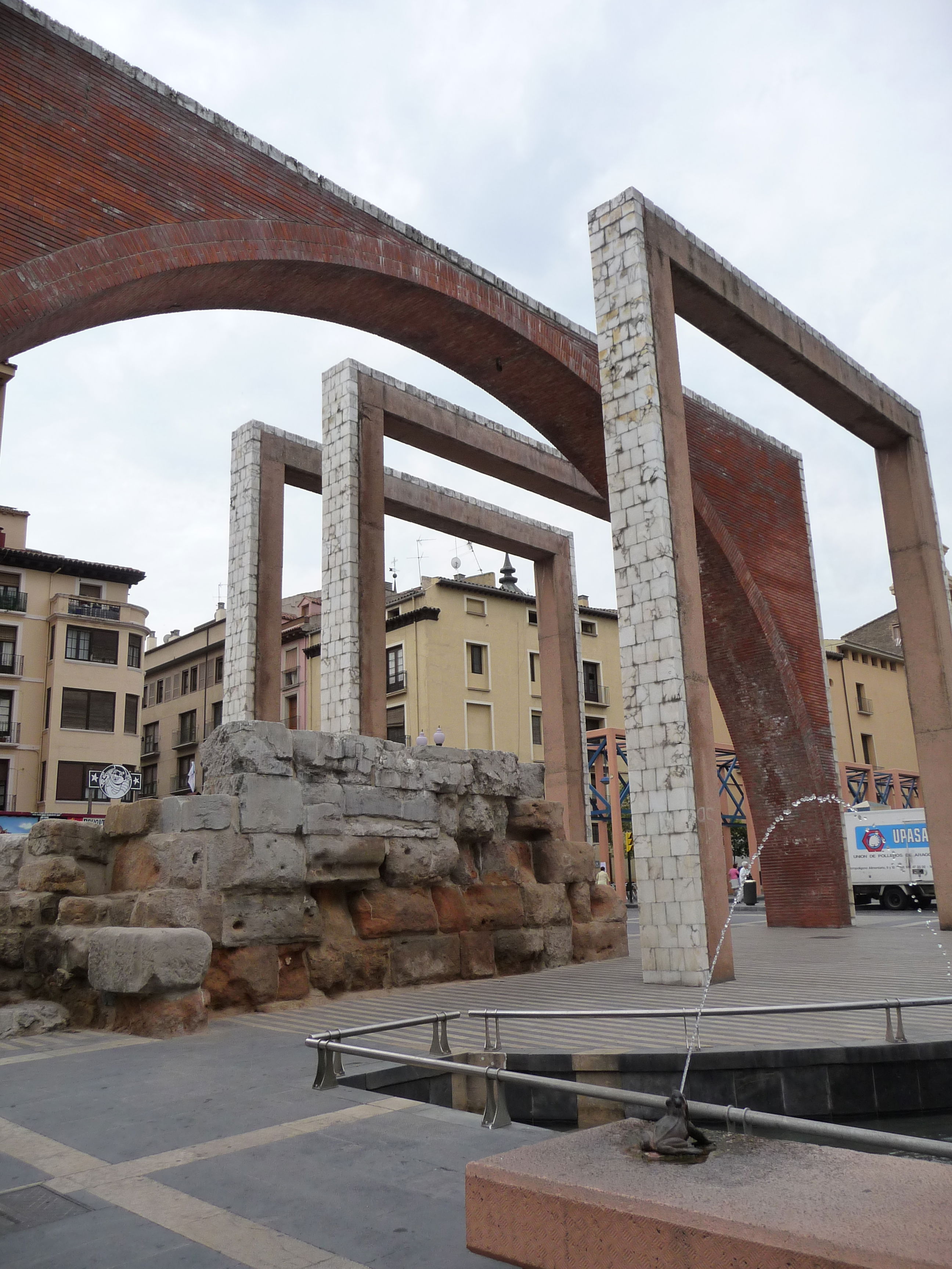 Alegoría de la Puerta de la Paz (Demolido), por Nuria G