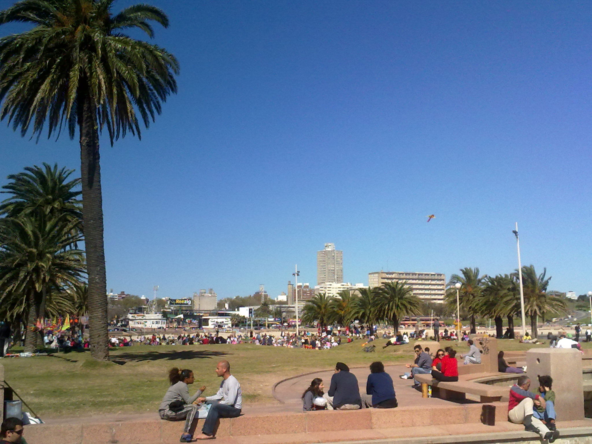 Rambla de Montevideo, por archy