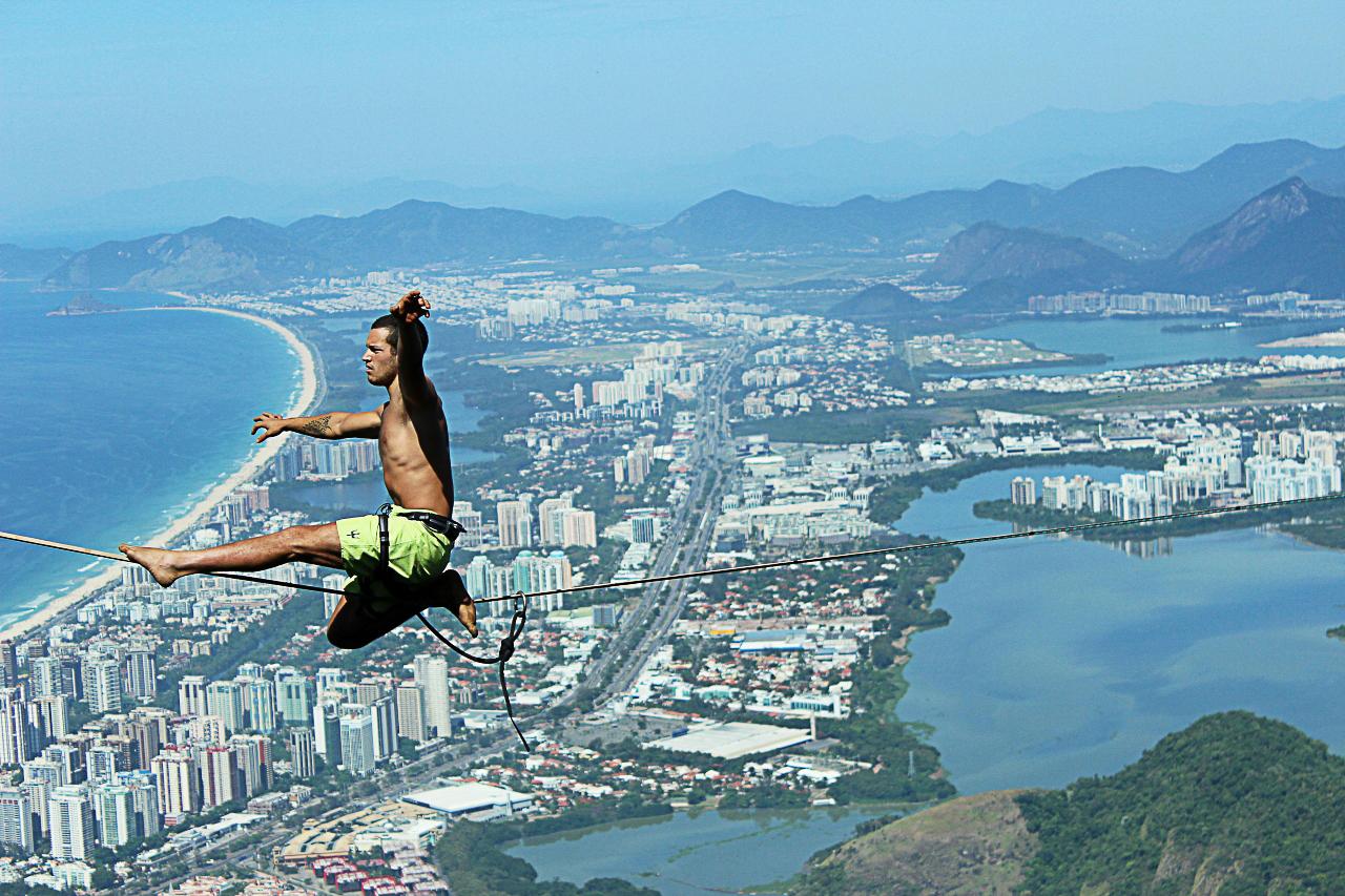 Pedra da Gavea, por Victor Rodrigues
