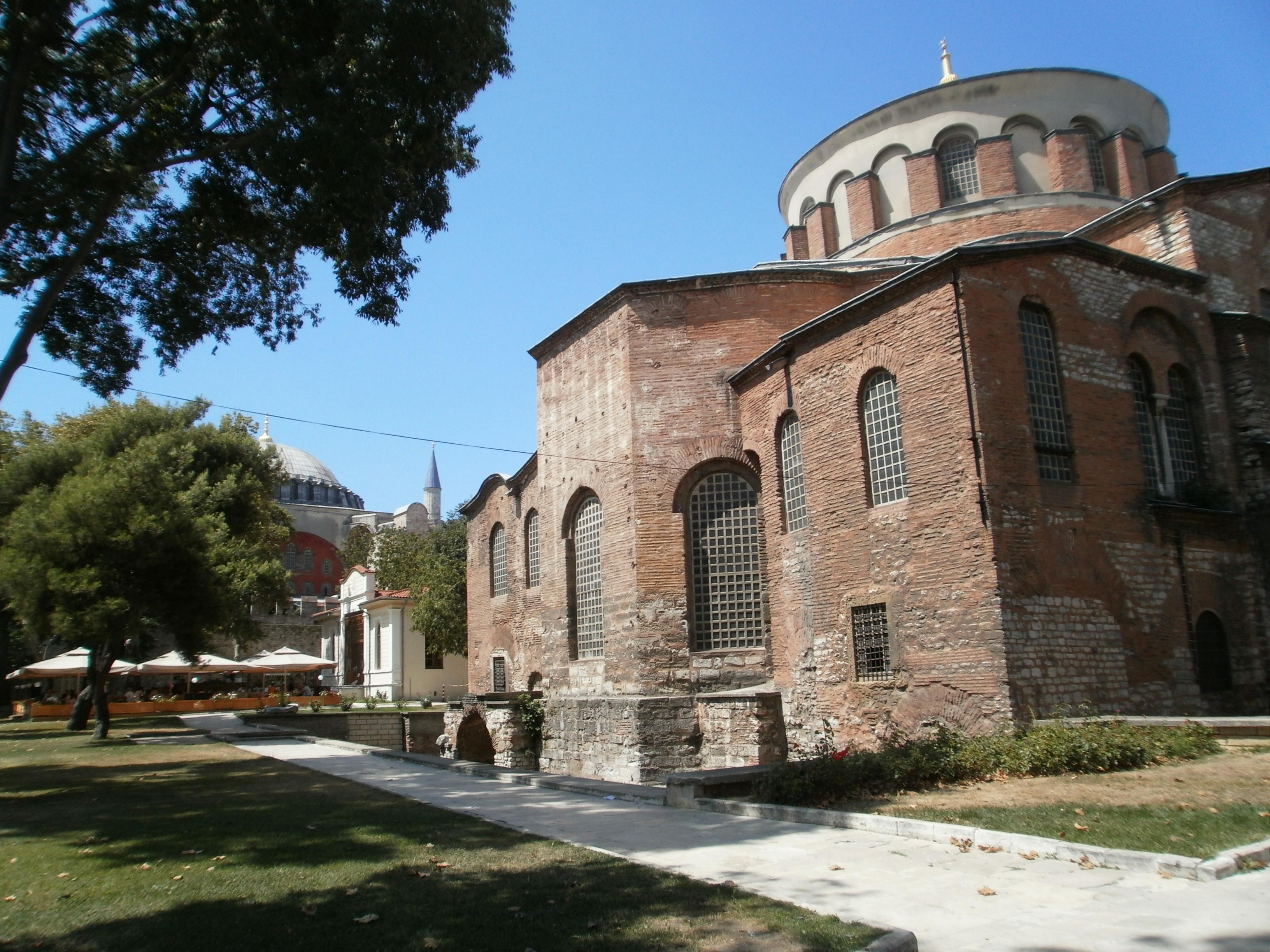 Iglesia de santa irene, por 2 pekes viajeros 