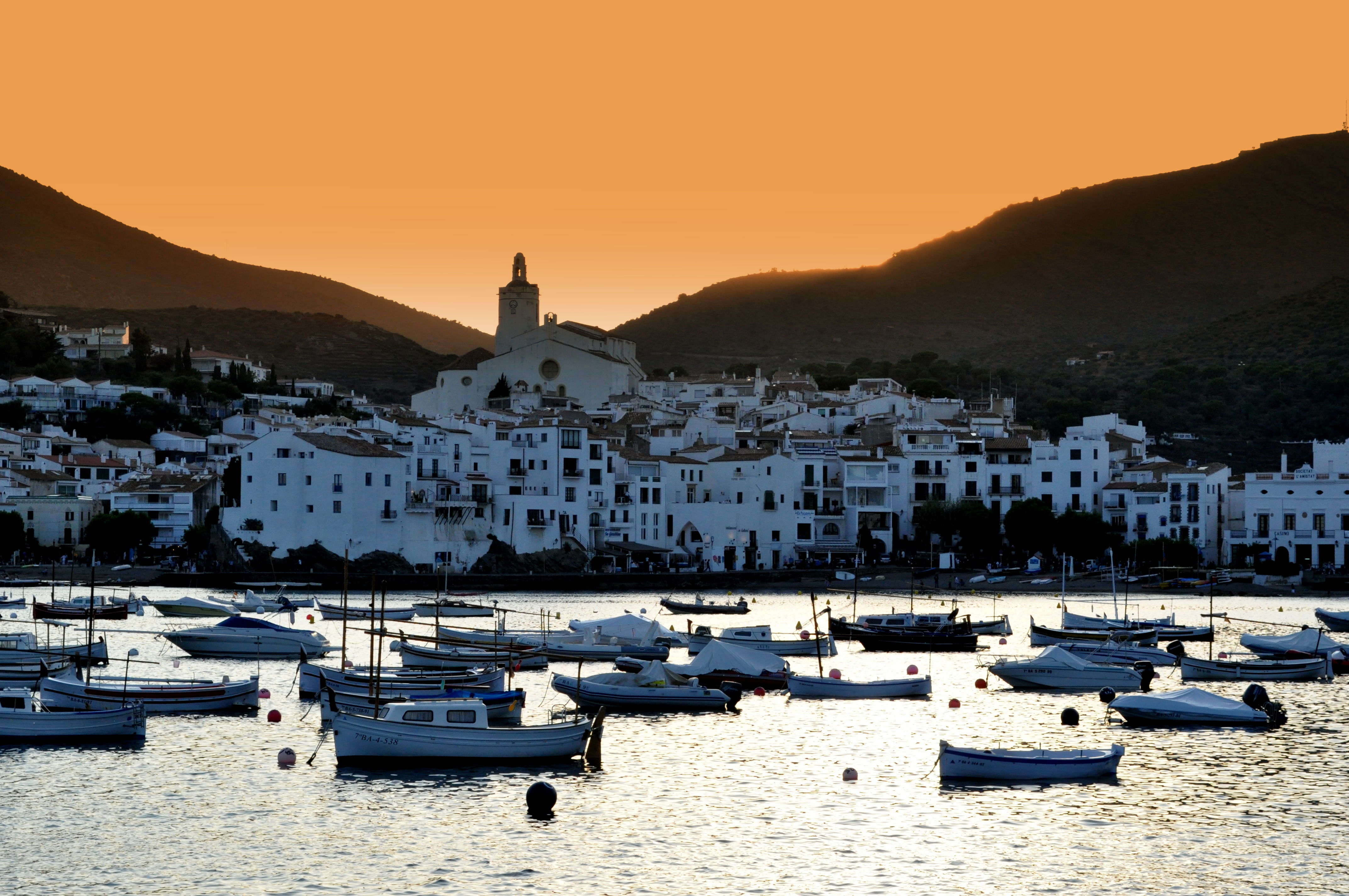 Cadaqués, por PILAR ALVAREZ BARTOLOME