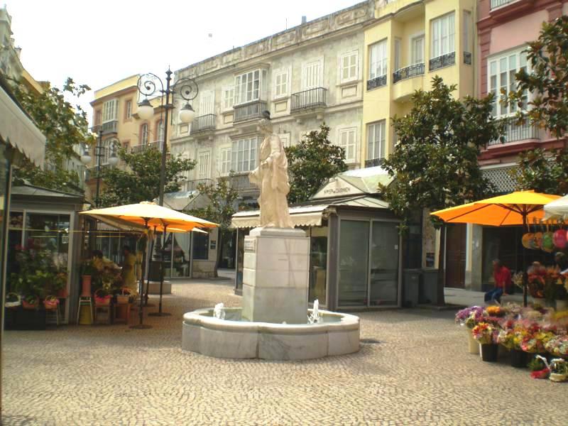 Monumento a Columela, por El Viajero
