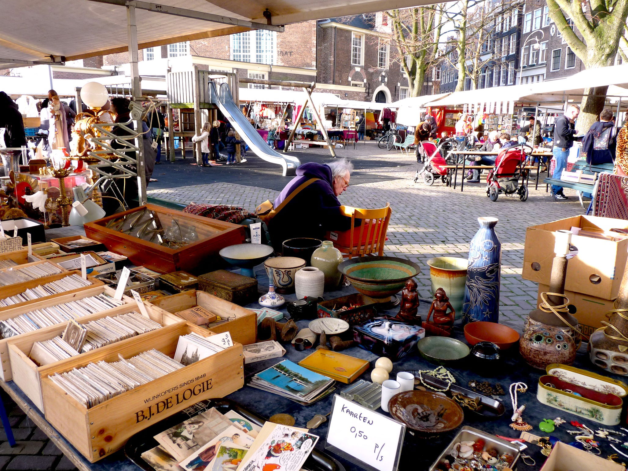 Noordermarkt, por Elisa Chisana Hoshi