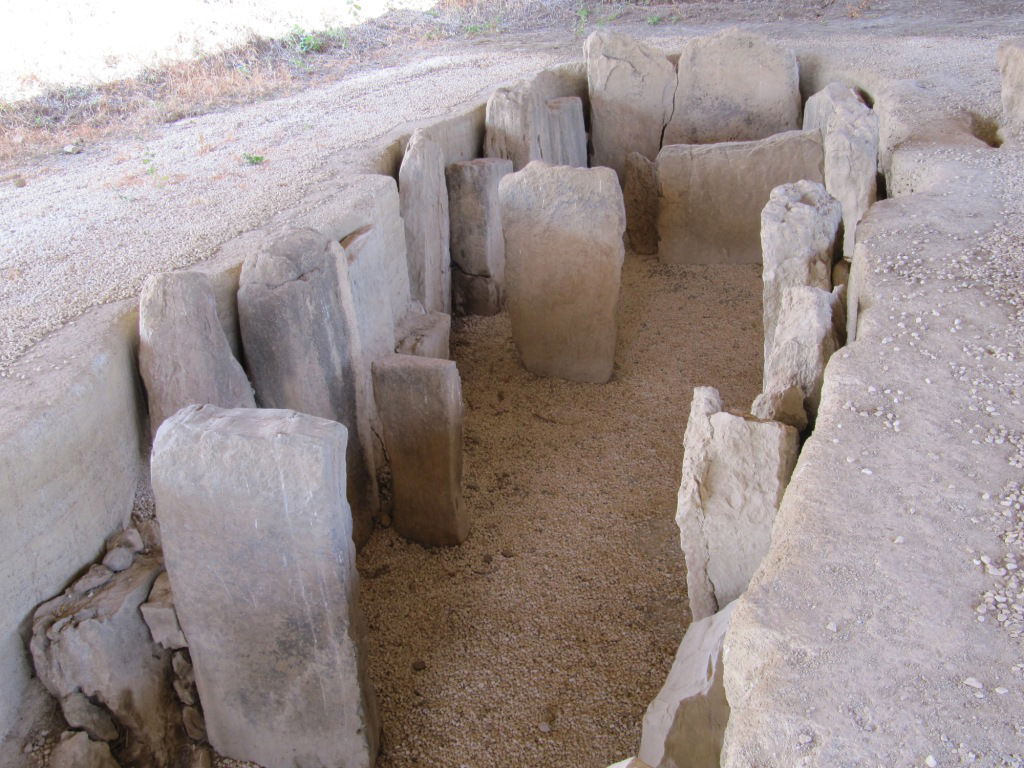 Dolmen de Alberite, por Raul Barneto