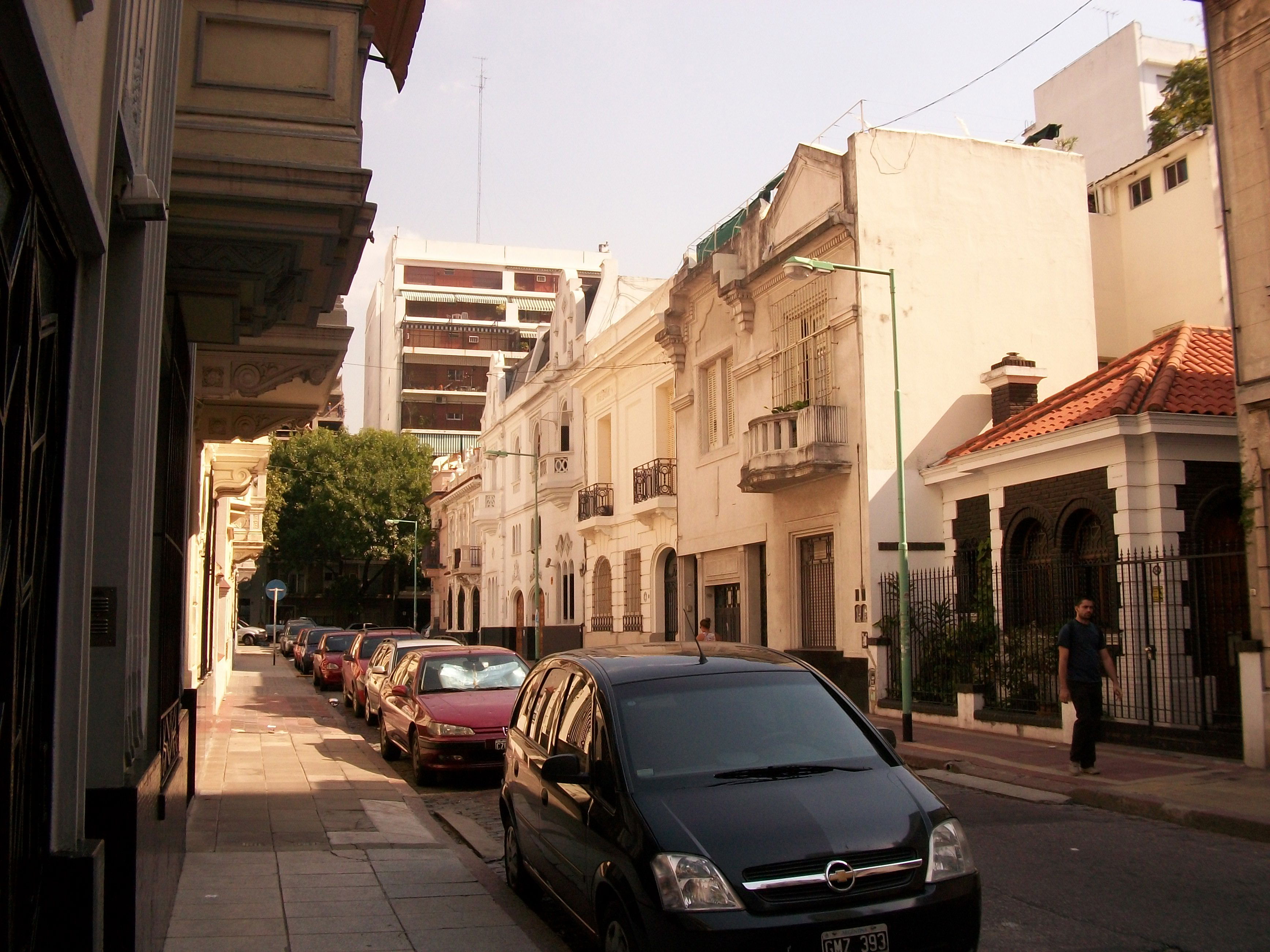 Calles de Buenos Aires: un viaje por la historia y el cotidiano urbano