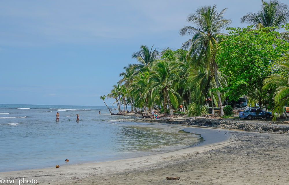 Playa Negra, por Rafael Vilches