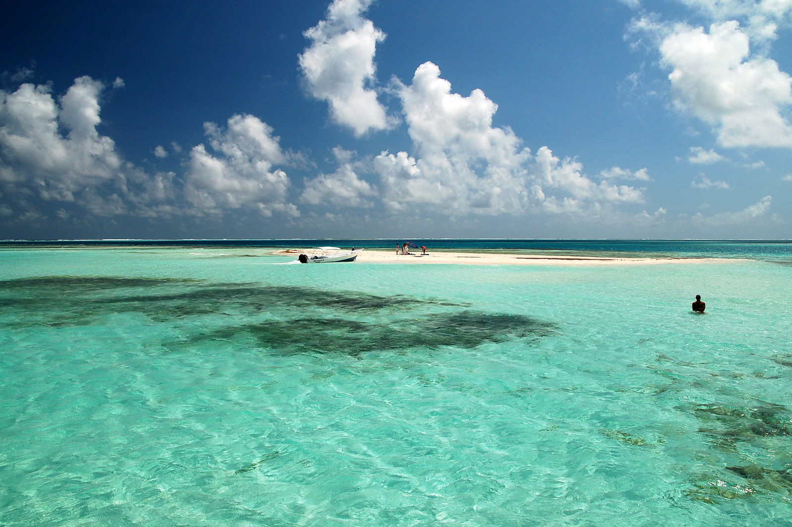 Cayo Madrisqui, por naxos