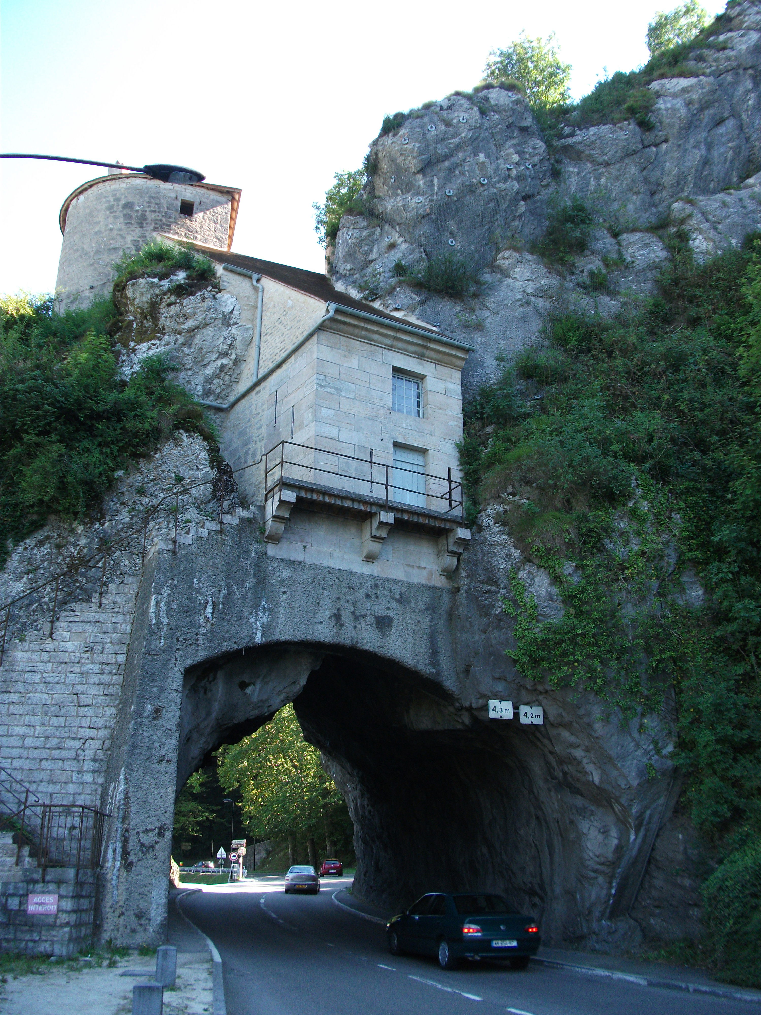 Porte taillée, por Thomas Chabod