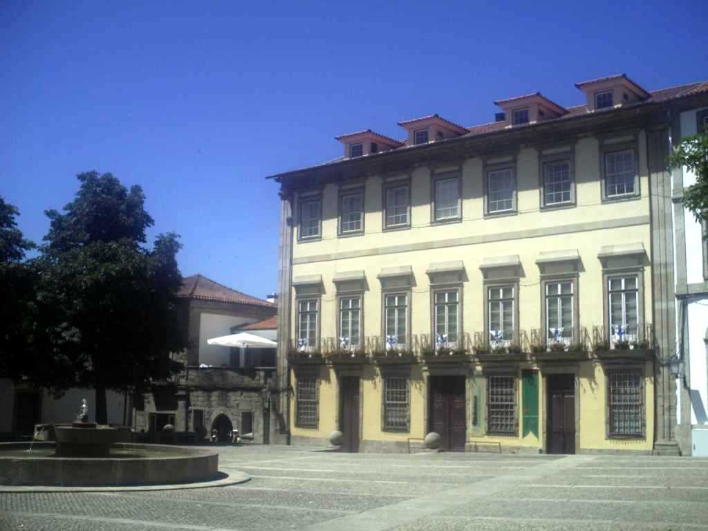 Plaza Largo Cónego José María Gomes, por Lala