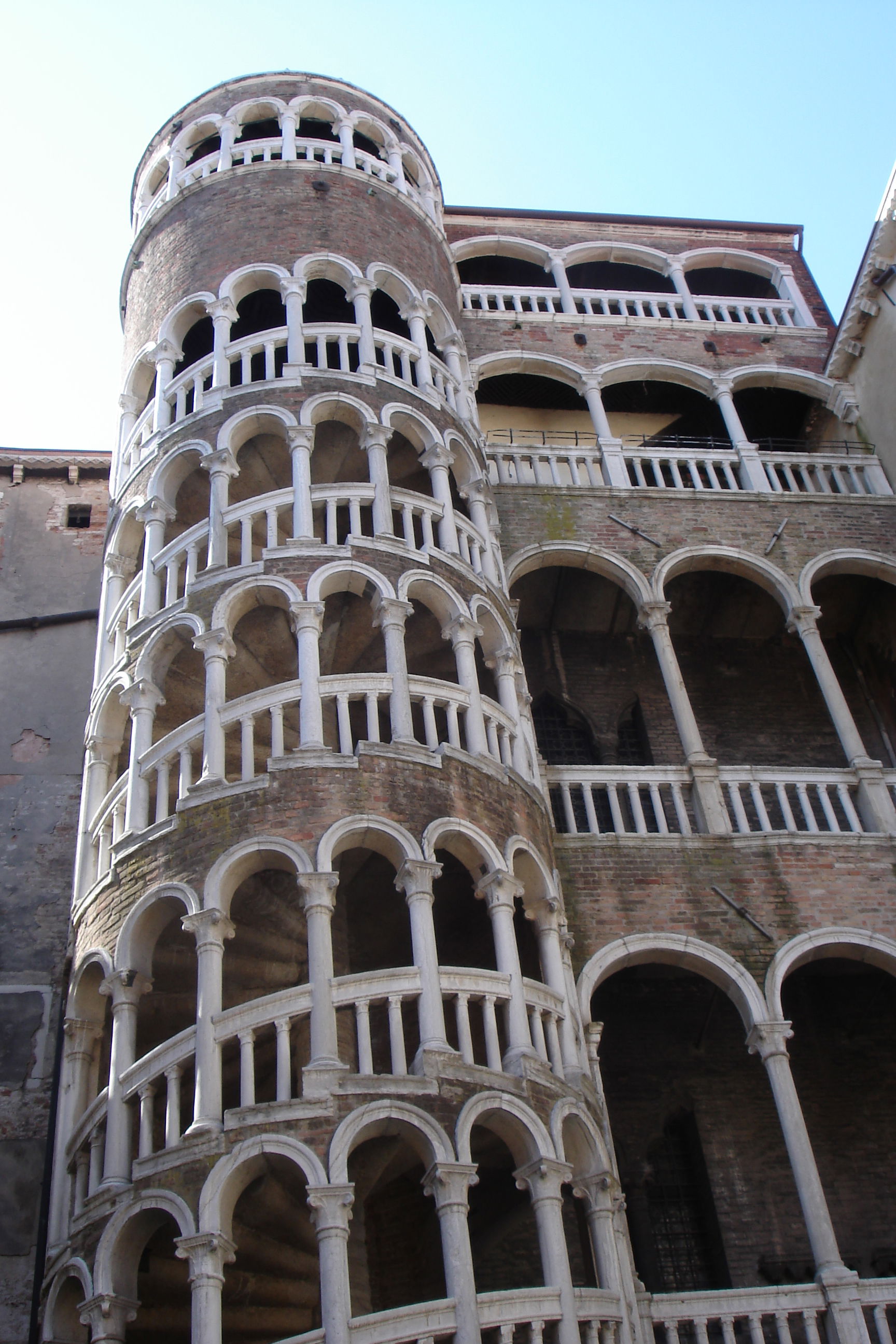 Scala Contarini del Bovolo, por Manu-D
