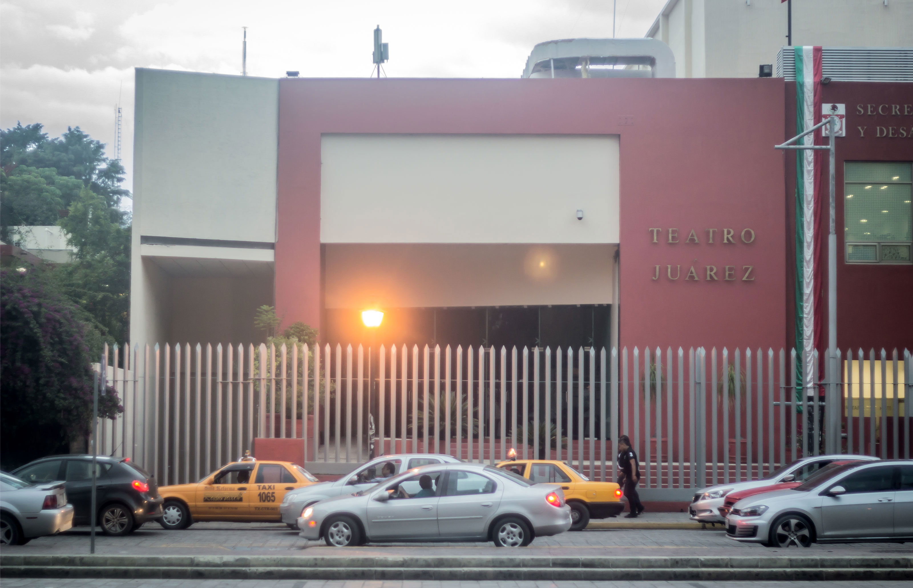 Teatro Juárez, por Lora Grigorova