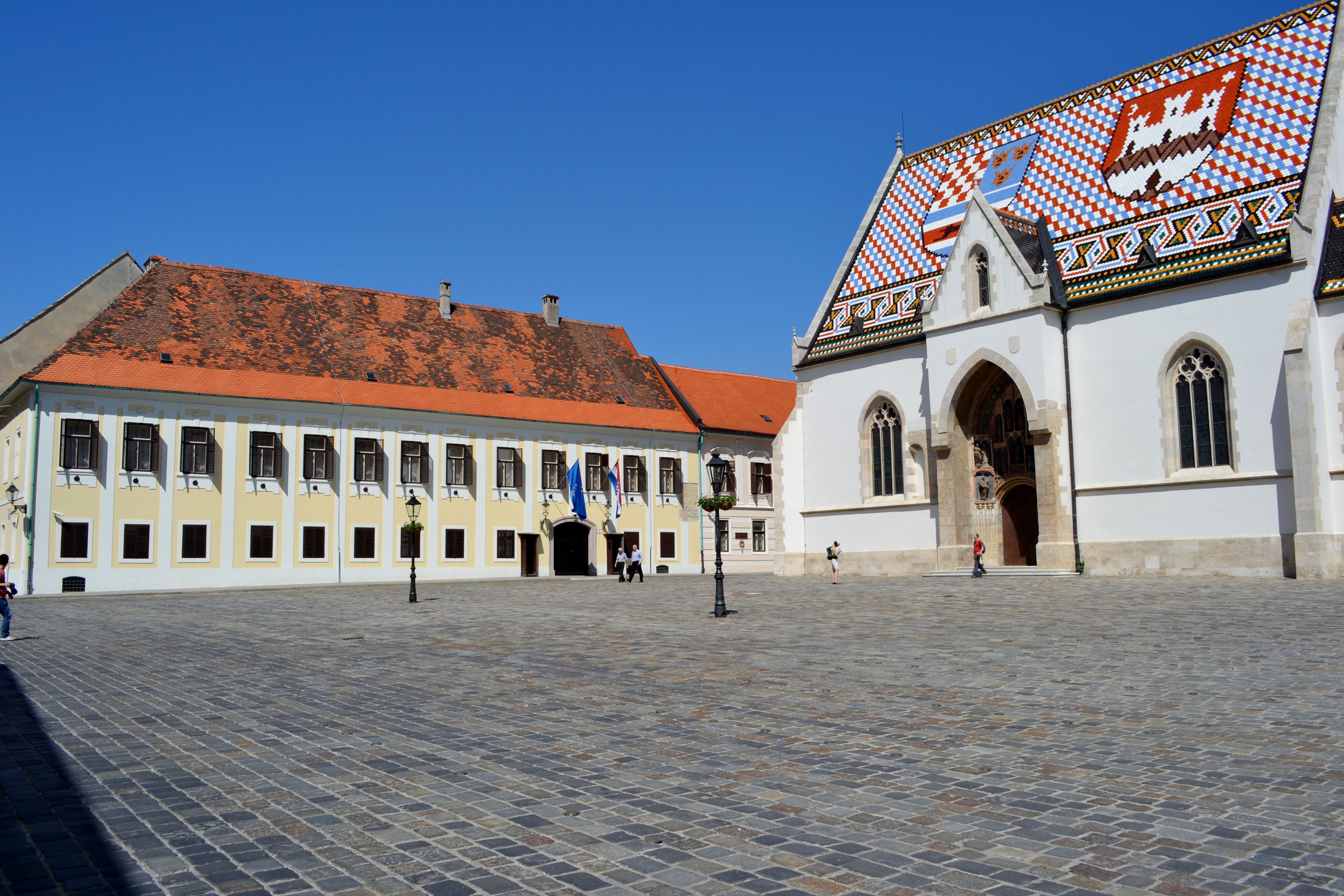 Plazas en Zagreb que capturan la esencia de la ciudad croata