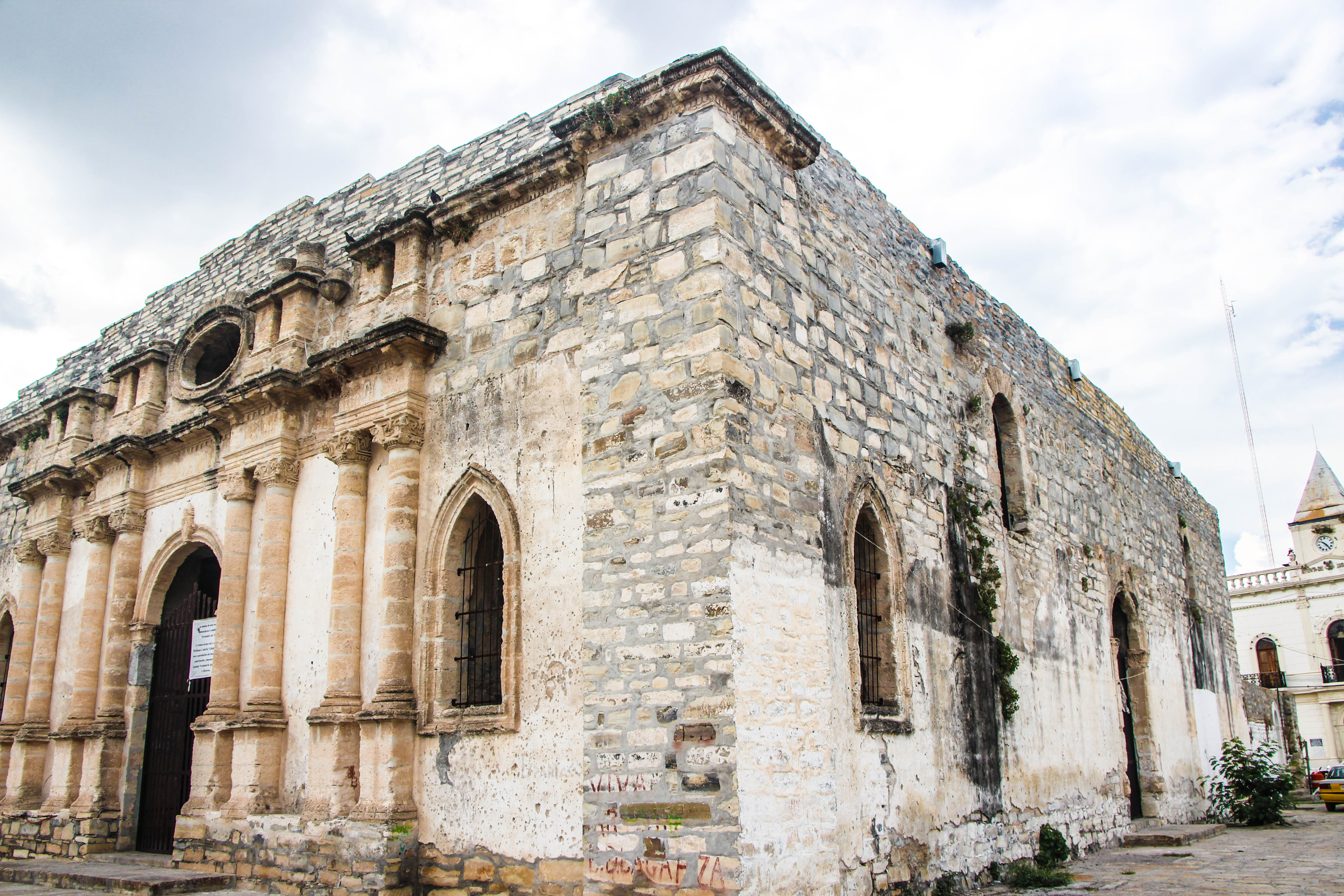 Templo de Nuestra Señora de Guadalupe, por Diana Patricia Montemayor Flores