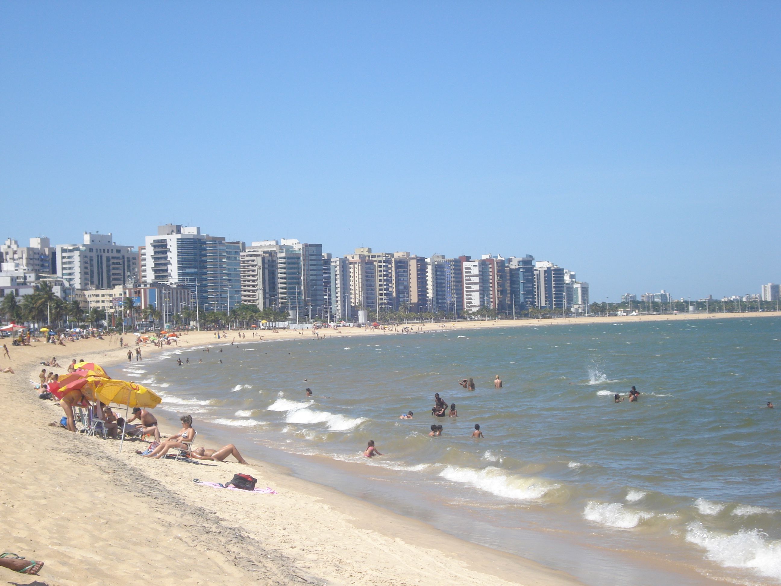 Praia de Camburi, por Amanda Macedo