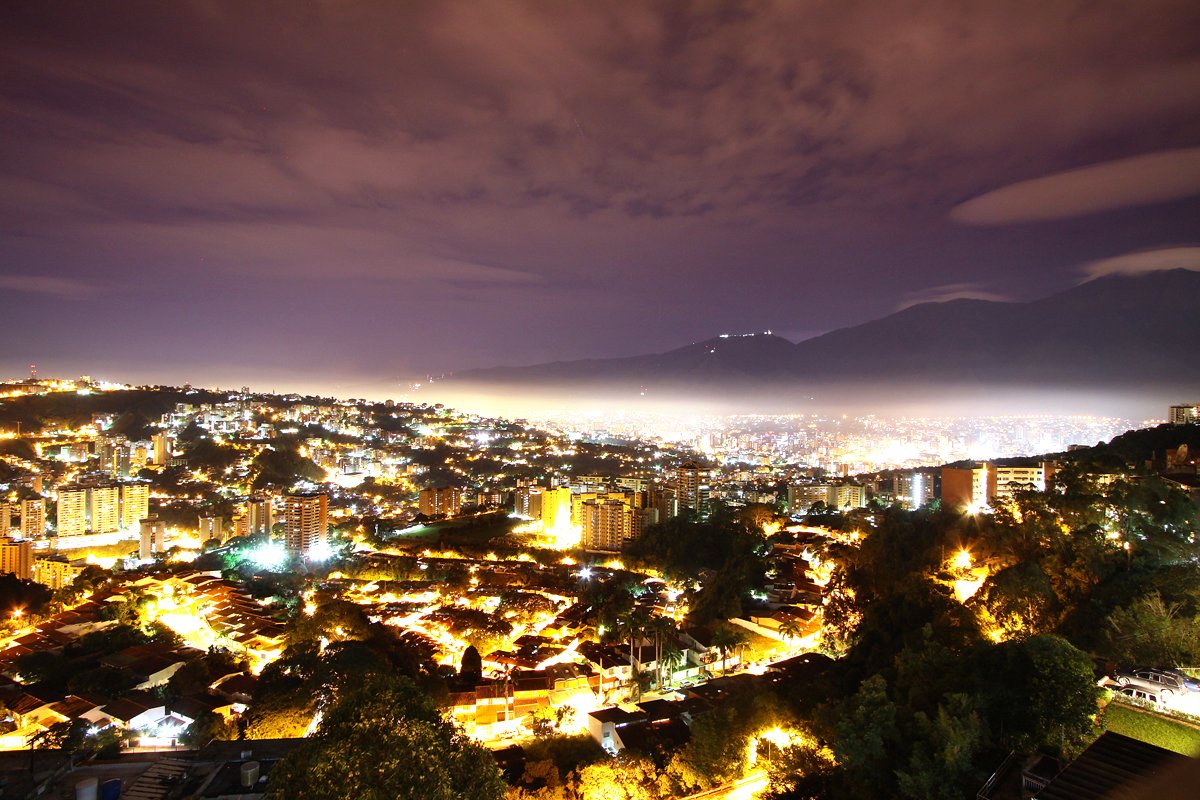Caracas desde el Parque Nacional El Ávila, por Tirone García